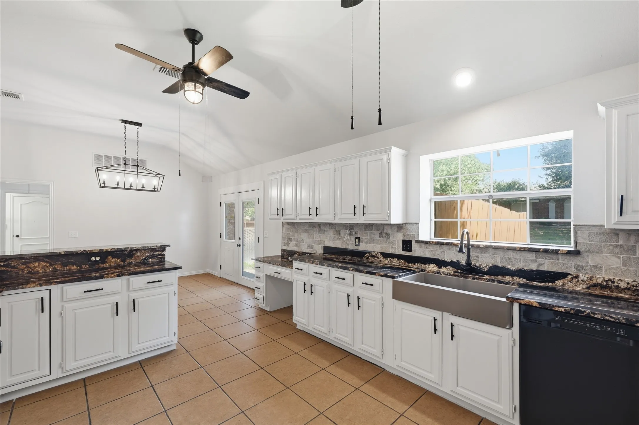 Single Family Residence For Sale in Collin County , 1115 Boyd Drive, Wylie, Texas 75098, 4 Bedroom, 3 Bathroom, 2 Garage spaces, 2,247 Sqft, built in 1990, mls#21309262, Real Estate Agent in Wylie, Homes For Sale in Collin county, Homes For Sale in Wylie, Realtor in Wylie Texas, Real Estate Brokerage Independent Realty Texas, Luminita Cordes Realtor