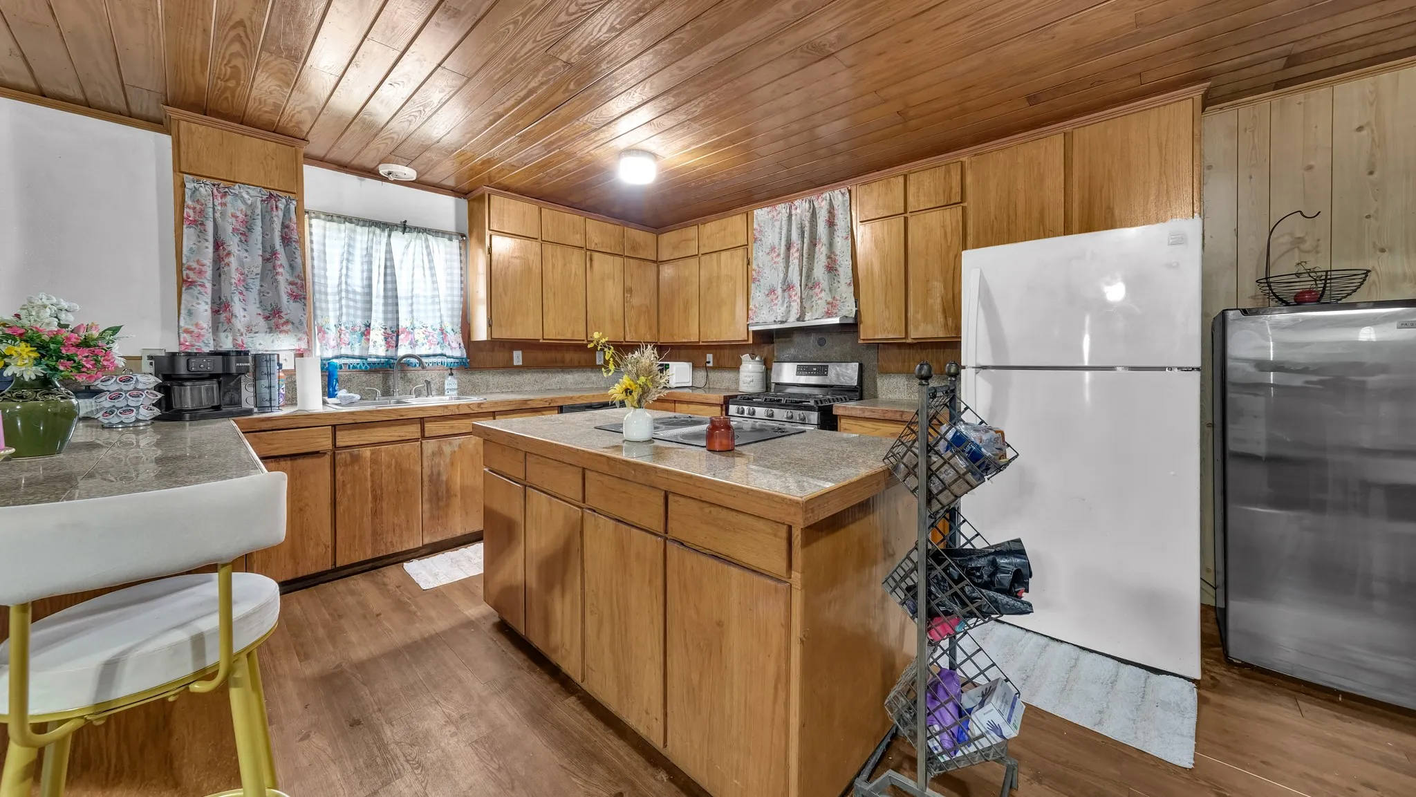 Single Family Residence For Sale in Palo Pinto County , 2334 N Bosley Road, Santo, Texas 76472, 3 Bedroom, 2 Bathroom, Garage spaces, 1,465 Sqft, built in 1997, mls#21314977, Real Estate Agent in Santo, Homes For Sale in Palo Pinto county, Homes For Sale in Santo, Realtor in Santo Texas, Real Estate Brokerage Independent Realty Texas, Luminita Cordes Realtor