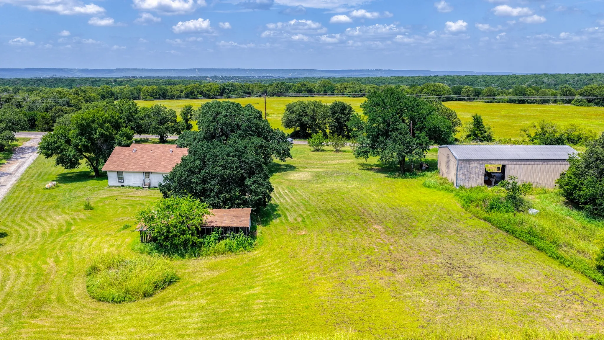 Single Family Residence For Sale in Palo Pinto County , 2334 N Bosley Road, Santo, Texas 76472, 3 Bedroom, 2 Bathroom, Garage spaces, 1,465 Sqft, built in 1997, mls#21314977, Real Estate Agent in Santo, Homes For Sale in Palo Pinto county, Homes For Sale in Santo, Realtor in Santo Texas, Real Estate Brokerage Independent Realty Texas, Luminita Cordes Realtor