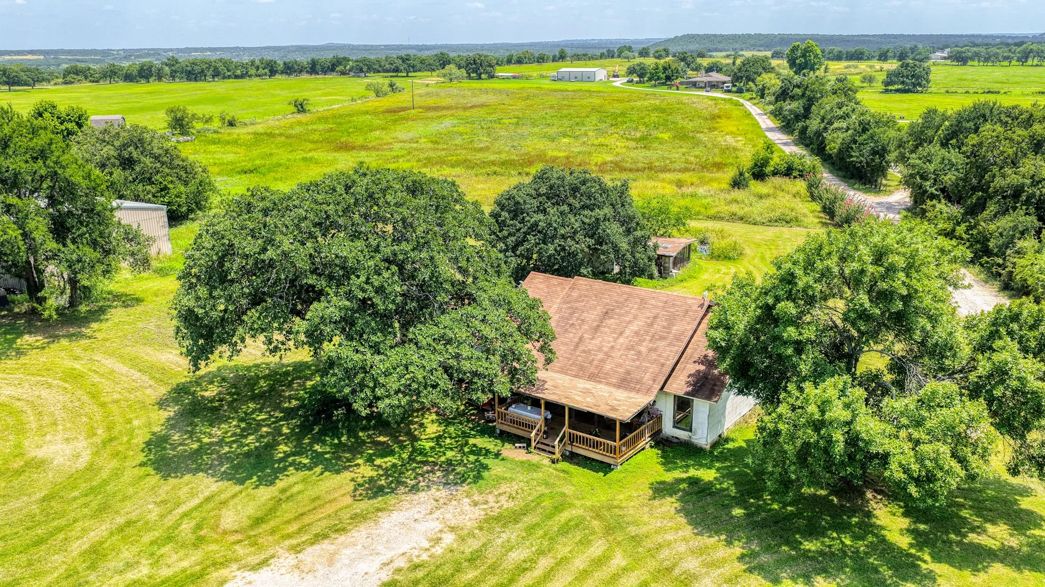 Single Family Residence For Sale in Palo Pinto County , 2334 N Bosley Road, Santo, Texas 76472, 3 Bedroom, 2 Bathroom, Garage spaces, 1,465 Sqft, built in 1997, mls#21314977, Real Estate Agent in Santo, Homes For Sale in Palo Pinto county, Homes For Sale in Santo, Realtor in Santo Texas, Real Estate Brokerage Independent Realty Texas, Luminita Cordes Realtor