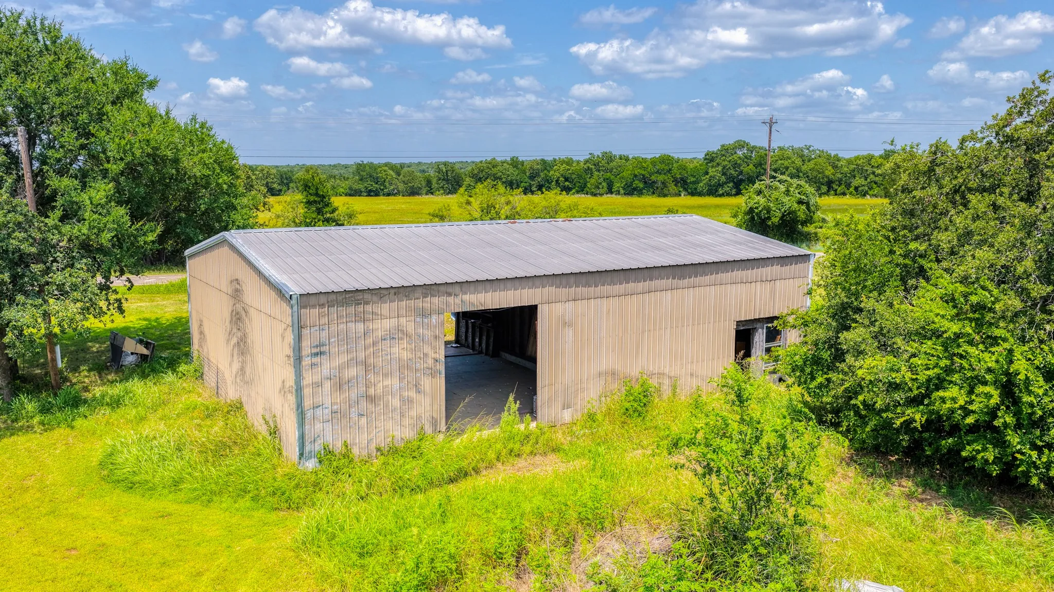 Single Family Residence For Sale in Palo Pinto County , 2334 N Bosley Road, Santo, Texas 76472, 3 Bedroom, 2 Bathroom, Garage spaces, 1,465 Sqft, built in 1997, mls#21314977, Real Estate Agent in Santo, Homes For Sale in Palo Pinto county, Homes For Sale in Santo, Realtor in Santo Texas, Real Estate Brokerage Independent Realty Texas, Luminita Cordes Realtor