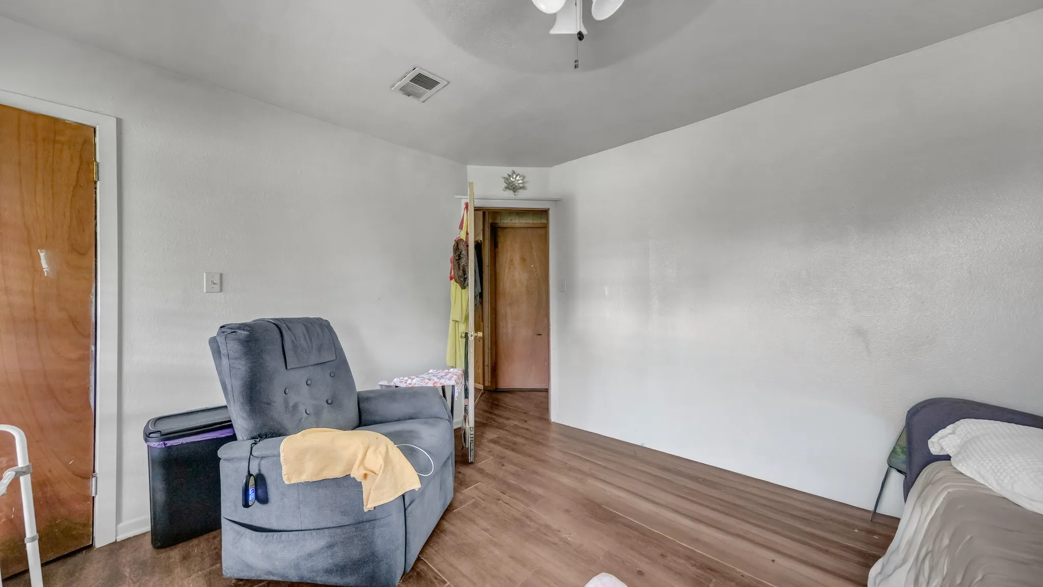 Single Family Residence For Sale in Palo Pinto County , 2334 N Bosley Road, Santo, Texas 76472, 3 Bedroom, 2 Bathroom, Garage spaces, 1,465 Sqft, built in 1997, mls#21314977, Real Estate Agent in Santo, Homes For Sale in Palo Pinto county, Homes For Sale in Santo, Realtor in Santo Texas, Real Estate Brokerage Independent Realty Texas, Luminita Cordes Realtor