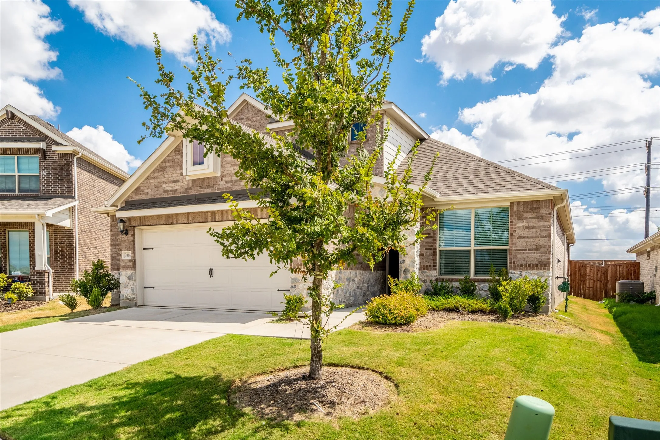 Single Family Residence For Rent in Denton County , 3016 Prairie Trail Avenue, Aubrey, Texas 76227, 3 Bedroom, 2 Bathroom, 2 Garage spaces, 2,084 Sqft, built in 2020, mls#21317214, Real Estate Agent in Aubrey, Homes For Rent in Denton county, Homes For Rent in Aubrey, Realtor in Aubrey Texas, Real Estate Brokerage Independent Realty Texas, Luminita Cordes Realtor