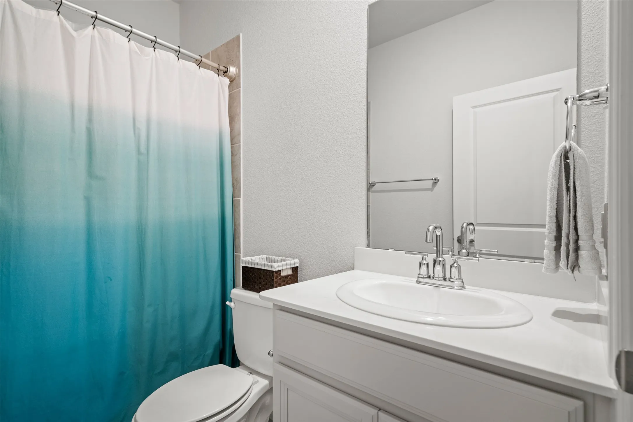 Single Family Residence For Rent in Denton County , 3016 Prairie Trail Avenue, Aubrey, Texas 76227, 3 Bedroom, 2 Bathroom, 2 Garage spaces, 2,084 Sqft, built in 2020, mls#21317214, Real Estate Agent in Aubrey, Homes For Rent in Denton county, Homes For Rent in Aubrey, Realtor in Aubrey Texas, Real Estate Brokerage Independent Realty Texas, Luminita Cordes Realtor