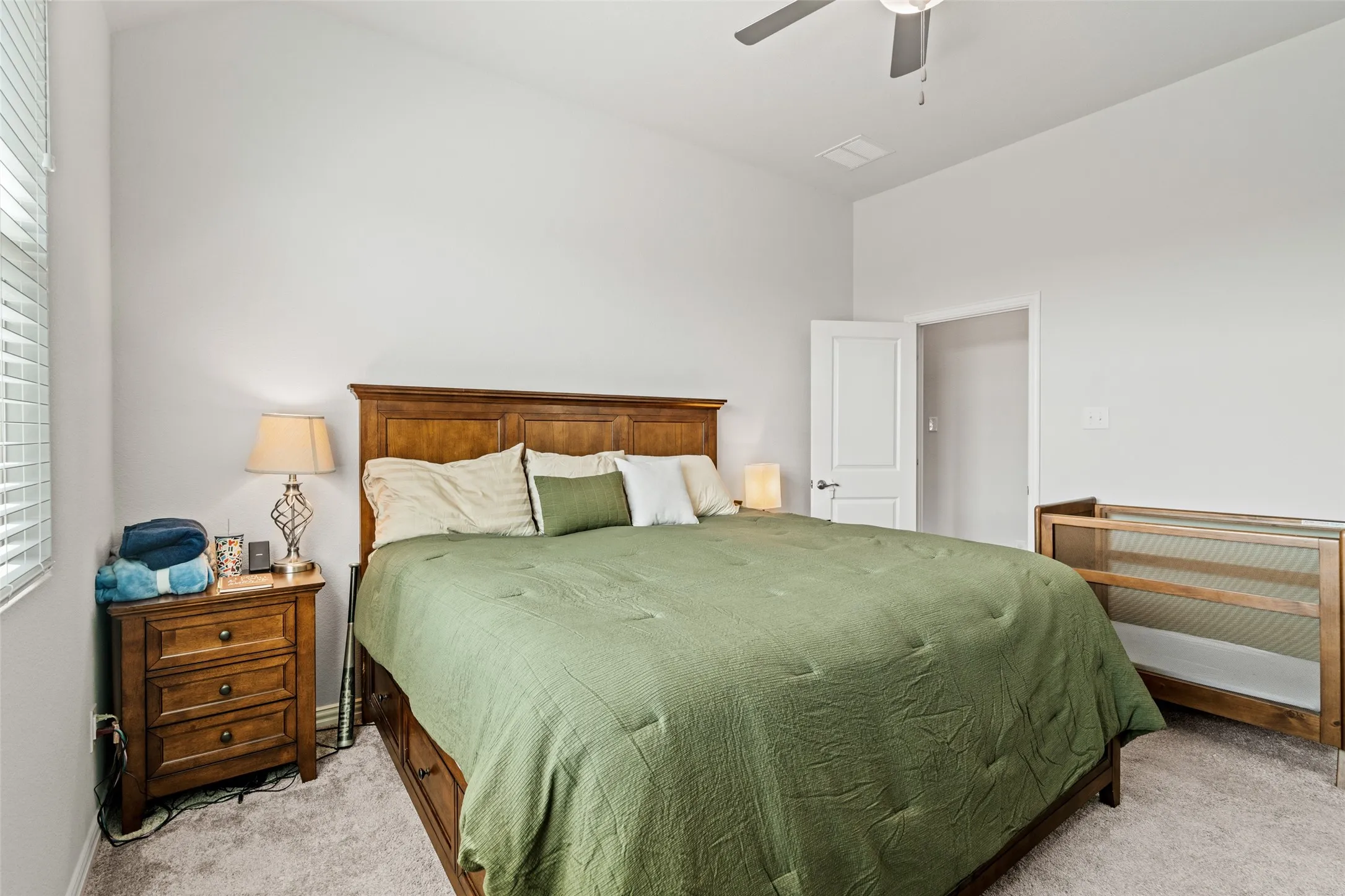 Single Family Residence For Rent in Denton County , 3016 Prairie Trail Avenue, Aubrey, Texas 76227, 3 Bedroom, 2 Bathroom, 2 Garage spaces, 2,084 Sqft, built in 2020, mls#21317214, Real Estate Agent in Aubrey, Homes For Rent in Denton county, Homes For Rent in Aubrey, Realtor in Aubrey Texas, Real Estate Brokerage Independent Realty Texas, Luminita Cordes Realtor