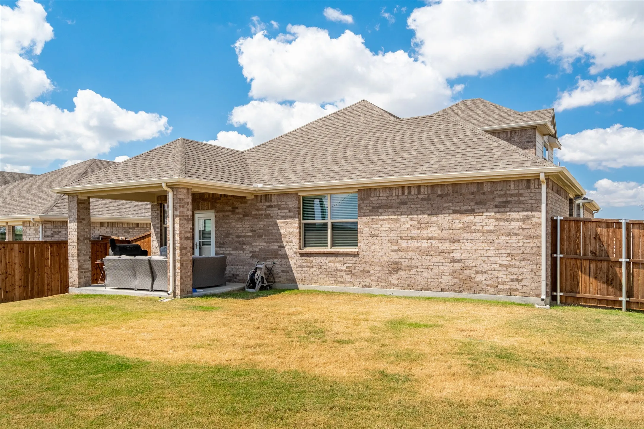 Single Family Residence For Rent in Denton County , 3016 Prairie Trail Avenue, Aubrey, Texas 76227, 3 Bedroom, 2 Bathroom, 2 Garage spaces, 2,084 Sqft, built in 2020, mls#21317214, Real Estate Agent in Aubrey, Homes For Rent in Denton county, Homes For Rent in Aubrey, Realtor in Aubrey Texas, Real Estate Brokerage Independent Realty Texas, Luminita Cordes Realtor