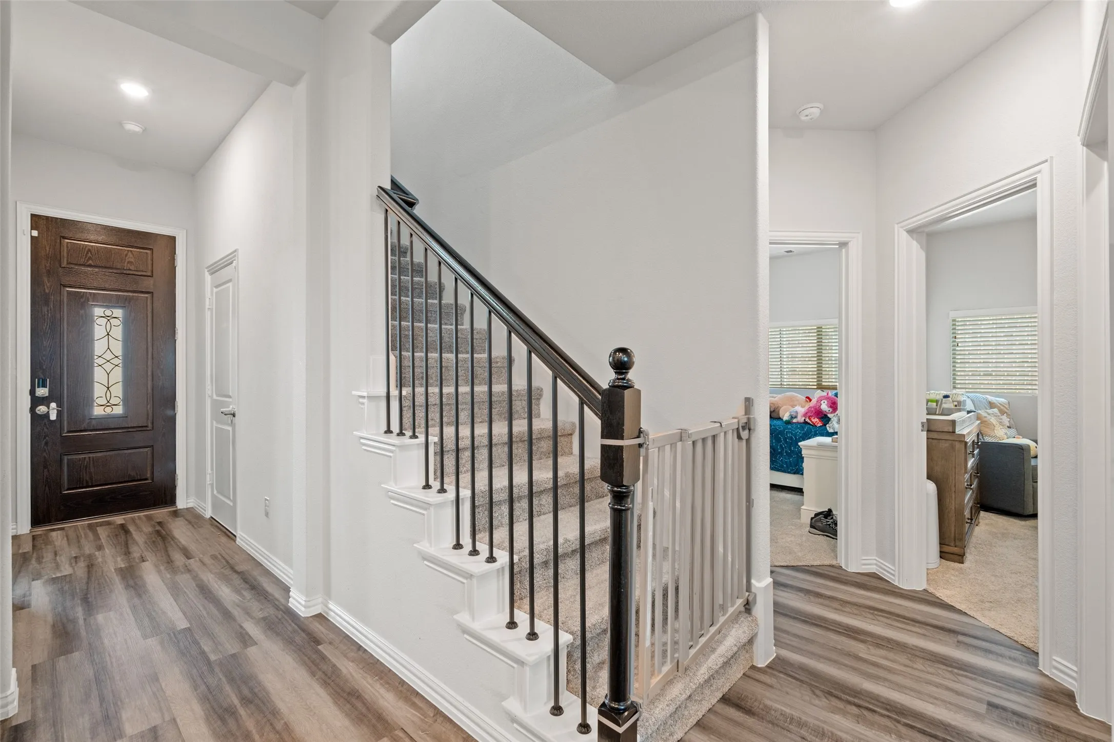 Single Family Residence For Rent in Denton County , 3016 Prairie Trail Avenue, Aubrey, Texas 76227, 3 Bedroom, 2 Bathroom, 2 Garage spaces, 2,084 Sqft, built in 2020, mls#21317214, Real Estate Agent in Aubrey, Homes For Rent in Denton county, Homes For Rent in Aubrey, Realtor in Aubrey Texas, Real Estate Brokerage Independent Realty Texas, Luminita Cordes Realtor