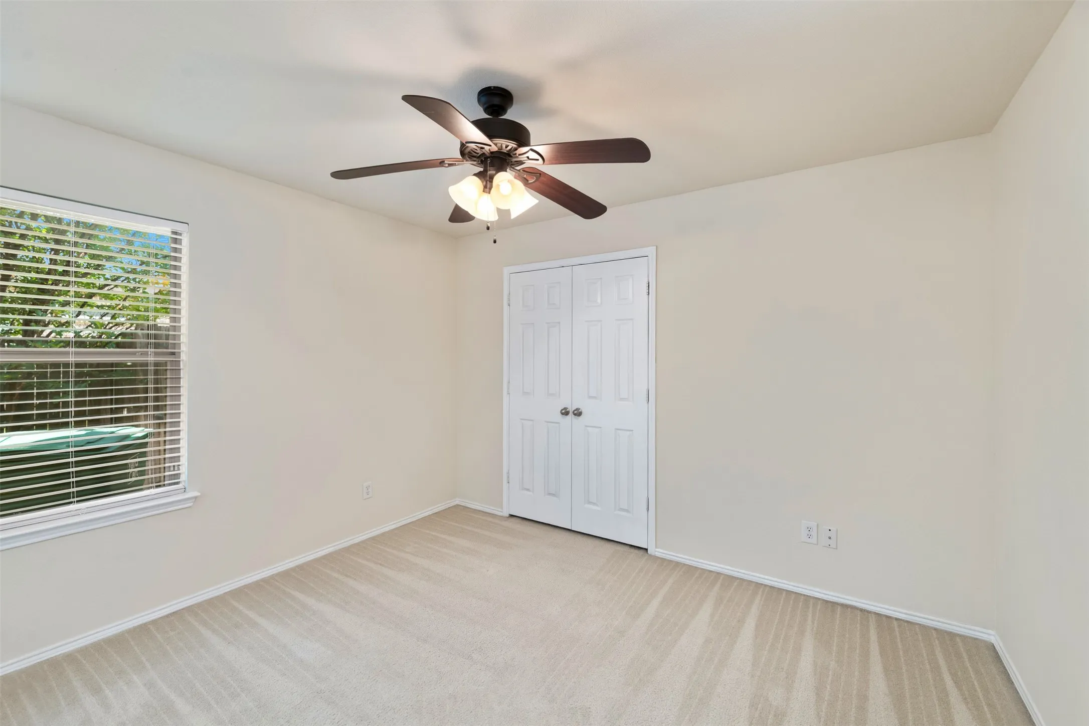 Single Family Residence For Rent in Tarrant County , 1200 Sierra Blanca Street, Fort Worth, Texas 76028, 3 Bedroom, 2 Bathroom, 2 Garage spaces, 2,020 Sqft, built in 2006, mls#21321139, Real Estate Agent in Fort Worth, Homes For Rent in Tarrant county, Homes For Rent in Fort Worth, Realtor in Fort Worth Texas, Real Estate Brokerage Independent Realty Texas, Luminita Cordes Realtor