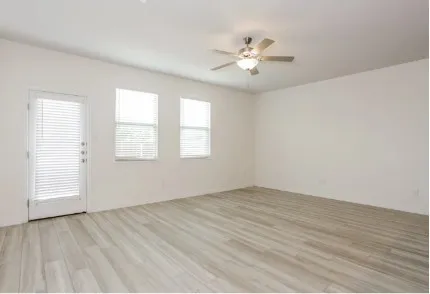 Townhouse For Rent in Tarrant County , 742 Bonnet Trail, Arlington, Texas 76001, 2 Bedroom, 3 Bathroom, 1 Garage spaces, 1,612 Sqft, built in 2022, mls#21321145, Real Estate Agent in Arlington, Homes For Rent in Tarrant county, Homes For Rent in Arlington, Realtor in Arlington Texas, Real Estate Brokerage Independent Realty Texas, Luminita Cordes Realtor