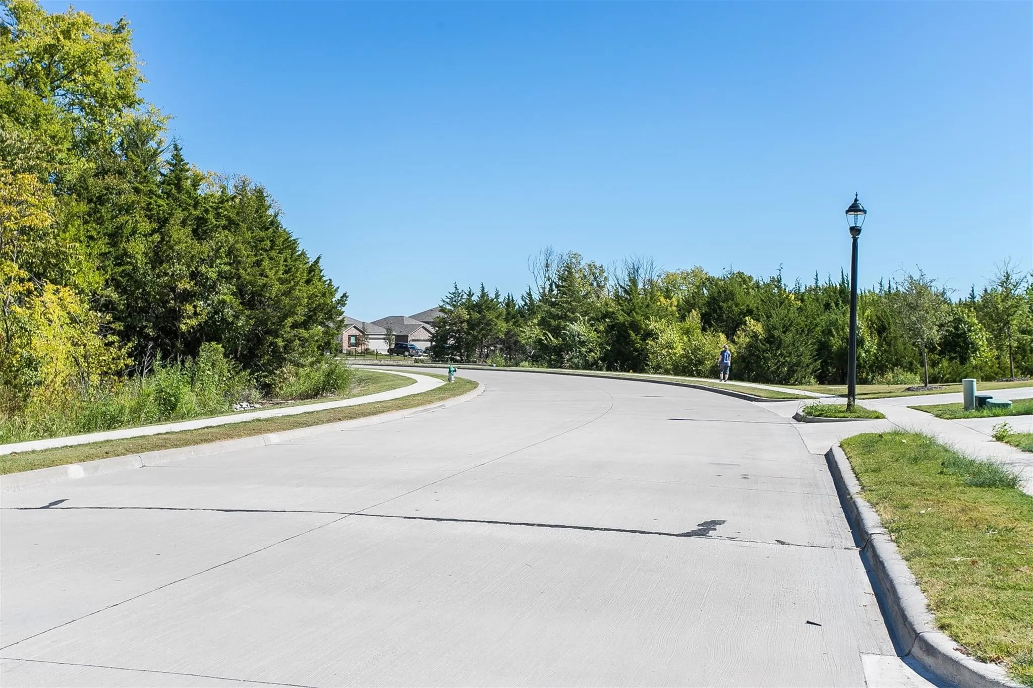 Single Family Residence For Rent in Collin County , 124 Bowen Street, Anna, Texas 75409, 3 Bedroom, 2 Bathroom, 2 Garage spaces, 1,619 Sqft, built in 2019, mls#21251385, Real Estate Agent in Anna, Homes For Rent in Collin county, Homes For Rent in Anna, Realtor in Anna Texas, Real Estate Brokerage Independent Realty Texas, Luminita Cordes Realtor
