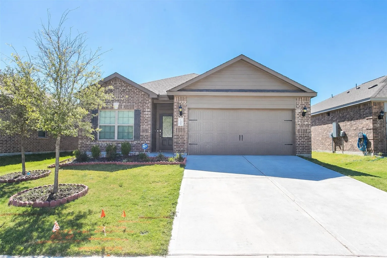 Single Family Residence For Rent in Collin County , 124 Bowen Street, Anna, Texas 75409, 3 Bedroom, 2 Bathroom, 2 Garage spaces, 1,619 Sqft, built in 2019, mls#21251385, Real Estate Agent in Anna, Homes For Rent in Collin county, Homes For Rent in Anna, Realtor in Anna Texas, Real Estate Brokerage Independent Realty Texas, Luminita Cordes Realtor