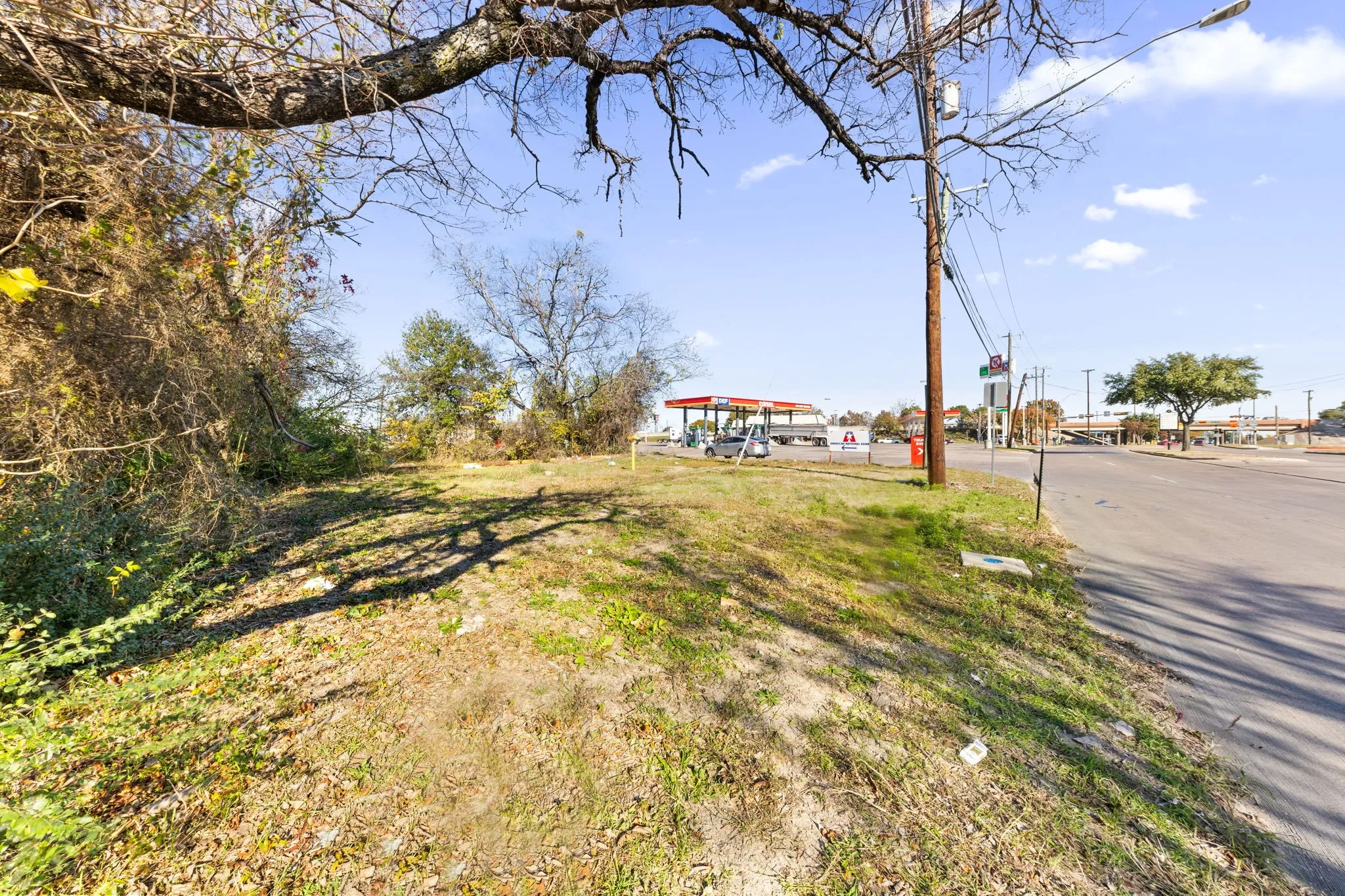 Unimproved Land For Sale in Dallas County , 401 E Malloy Bridge Road, Seagoville, Texas 75159, 0, 0, Garage spaces, 0 Sqft, built in 0, Price $299,000, mls#21321148, Real Estate Agent in Seagoville, Homes For Sale in Dallas county, Homes For Sale in Seagoville, Realtor in Seagoville Texas, Real Estate Brokerage Independent Realty Texas, Luminita Cordes Realtor