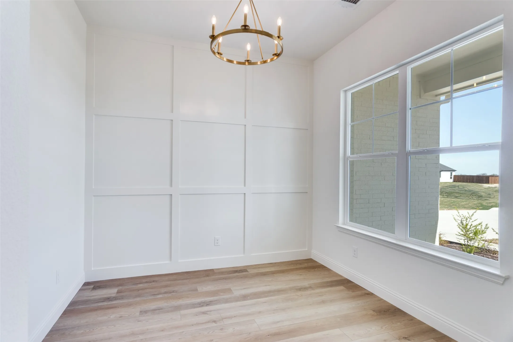 Single Family Residence For Sale in Wise County , 107 Evanston Street, New Fairview, Texas 76078, 4 Bedroom, 3 Bathroom, 2 Garage spaces, 2,610 Sqft, built in 2026, mls#21314479, Real Estate Agent in New Fairview, Homes For Sale in Wise county, Homes For Sale in New Fairview, Realtor in New Fairview Texas, Real Estate Brokerage Independent Realty Texas, Luminita Cordes Realtor