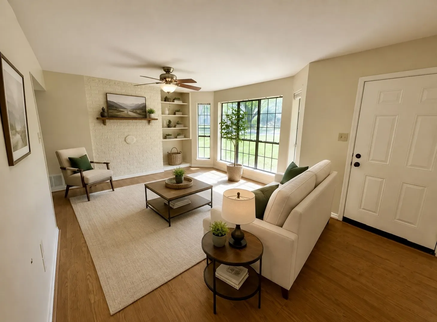 Single Family Residence For Sale in Fannin County , 210 W Houston Street, Leonard, Texas 75452, 3 Bedroom, 2 Bathroom, Garage spaces, 1,240 Sqft, built in 1990, mls#21321161, Real Estate Agent in Leonard, Homes For Sale in Fannin county, Homes For Sale in Leonard, Realtor in Leonard Texas, Real Estate Brokerage Independent Realty Texas, Luminita Cordes Realtor