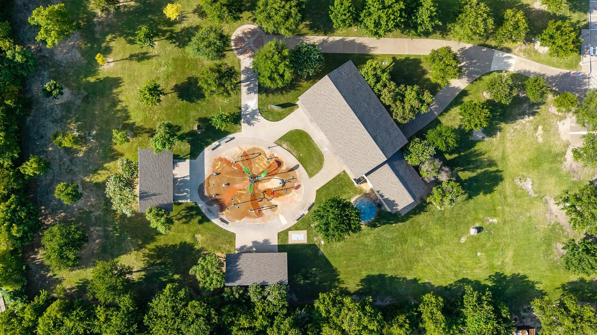Single Family Residence For Sale in Collin County , 8348 Hillside Drive, Frisco, Texas 75033, 3 Bedroom, 2 Bathroom, 2 Garage spaces, 1,506 Sqft, built in 1970, mls#21318713, Real Estate Agent in Frisco, Homes For Sale in Collin county, Homes For Sale in Frisco, Realtor in Frisco Texas, Real Estate Brokerage Independent Realty Texas, Luminita Cordes Realtor