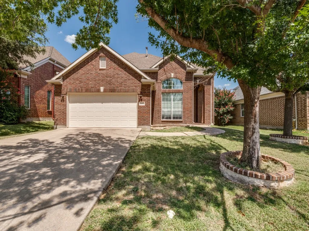Single Family Residence For Sale in Dallas County , 5160 Finnhorse Drive, Grand Prairie, Texas 75052, 4 Bedroom, 4 Bathroom, 2 Garage spaces, 2,989 Sqft, built in 2004, mls#21321163, Real Estate Agent in Grand Prairie, Homes For Sale in Dallas county, Homes For Sale in Grand Prairie, Realtor in Grand Prairie Texas, Real Estate Brokerage Independent Realty Texas, Luminita Cordes Realtor
