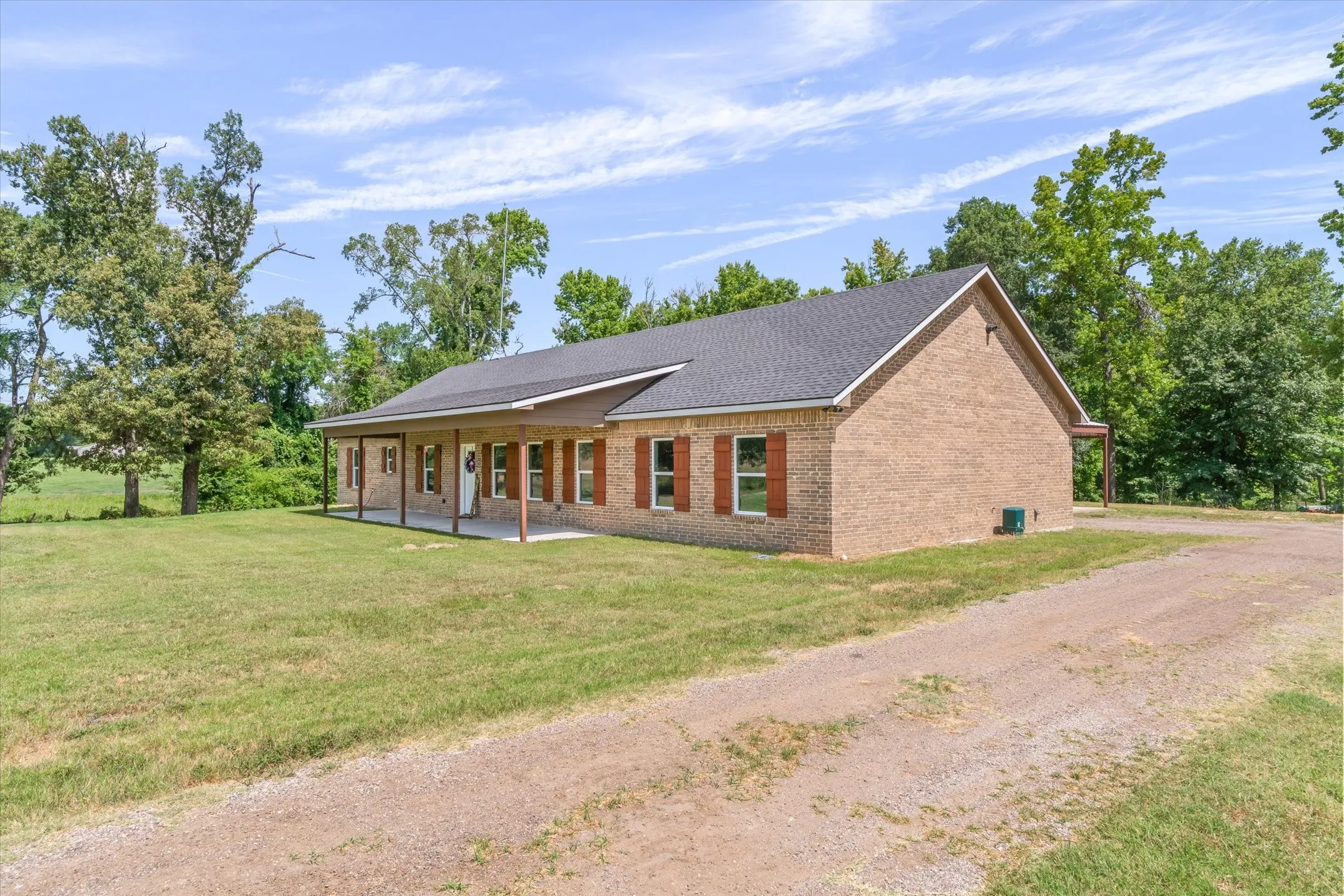 Single Family Residence For Sale in Van Zandt County , 182 VZ County Road 1228, Canton, Texas 75103, 5 Bedroom, 3 Bathroom, Garage spaces, 2,528 Sqft, built in 2022, mls#21321165, Real Estate Agent in Canton, Homes For Sale in Van Zandt county, Homes For Sale in Canton, Realtor in Canton Texas, Real Estate Brokerage Independent Realty Texas, Luminita Cordes Realtor
