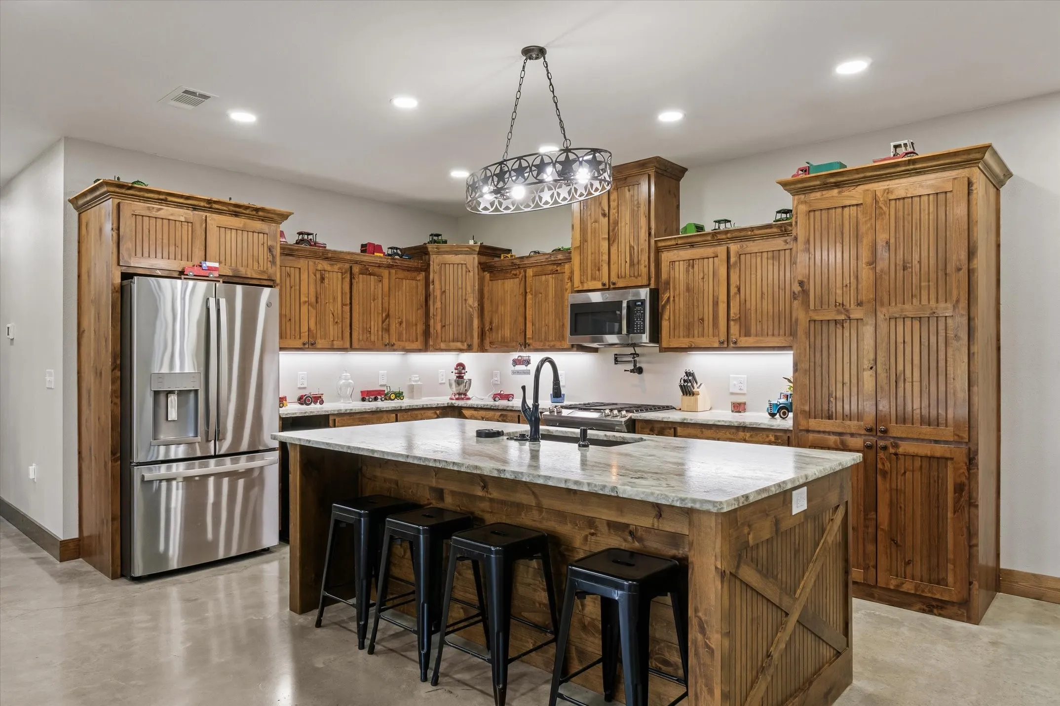 Single Family Residence For Sale in Van Zandt County , 182 VZ County Road 1228, Canton, Texas 75103, 5 Bedroom, 3 Bathroom, Garage spaces, 2,528 Sqft, built in 2022, mls#21321165, Real Estate Agent in Canton, Homes For Sale in Van Zandt county, Homes For Sale in Canton, Realtor in Canton Texas, Real Estate Brokerage Independent Realty Texas, Luminita Cordes Realtor