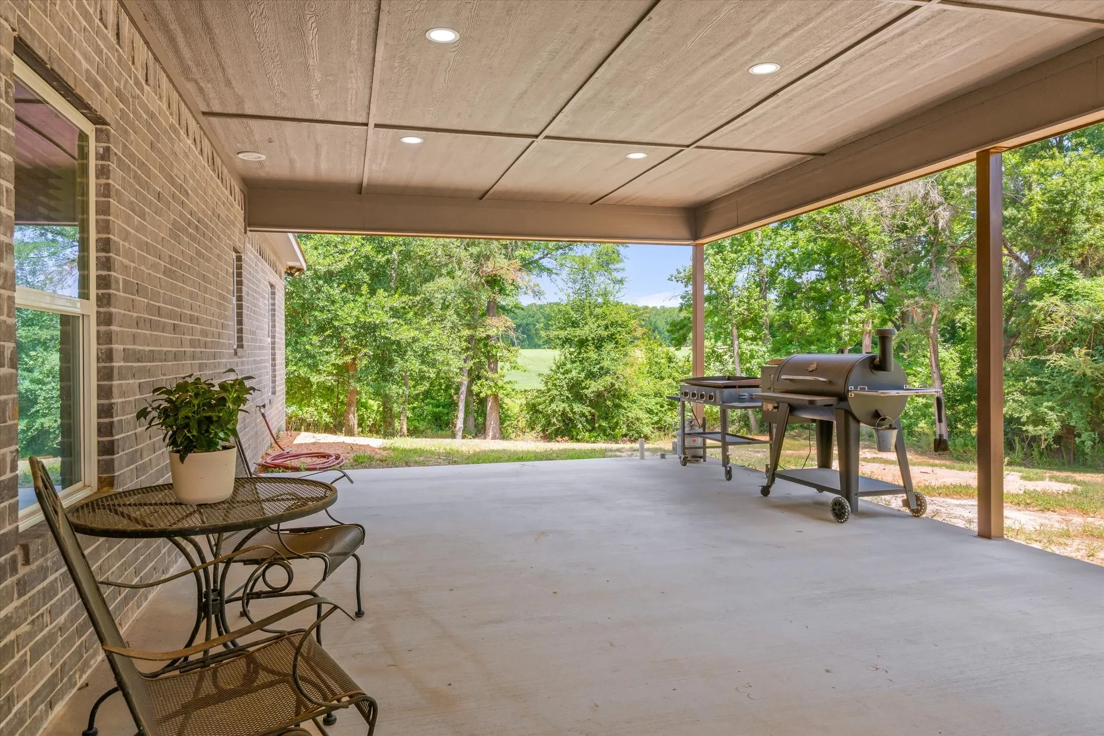 Single Family Residence For Sale in Van Zandt County , 182 VZ County Road 1228, Canton, Texas 75103, 5 Bedroom, 3 Bathroom, Garage spaces, 2,528 Sqft, built in 2022, mls#21321165, Real Estate Agent in Canton, Homes For Sale in Van Zandt county, Homes For Sale in Canton, Realtor in Canton Texas, Real Estate Brokerage Independent Realty Texas, Luminita Cordes Realtor