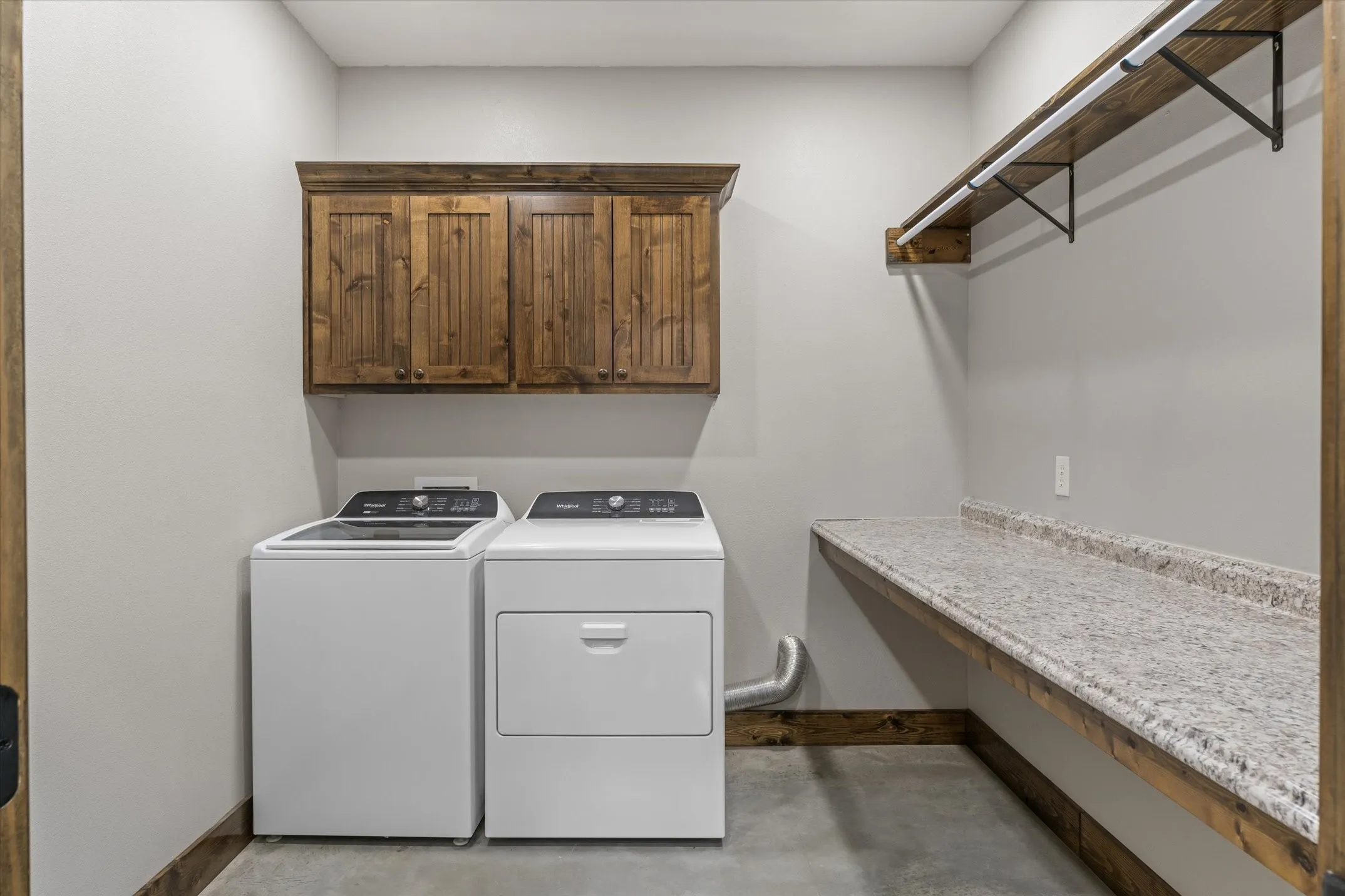 Single Family Residence For Sale in Van Zandt County , 182 VZ County Road 1228, Canton, Texas 75103, 5 Bedroom, 3 Bathroom, Garage spaces, 2,528 Sqft, built in 2022, mls#21321165, Real Estate Agent in Canton, Homes For Sale in Van Zandt county, Homes For Sale in Canton, Realtor in Canton Texas, Real Estate Brokerage Independent Realty Texas, Luminita Cordes Realtor