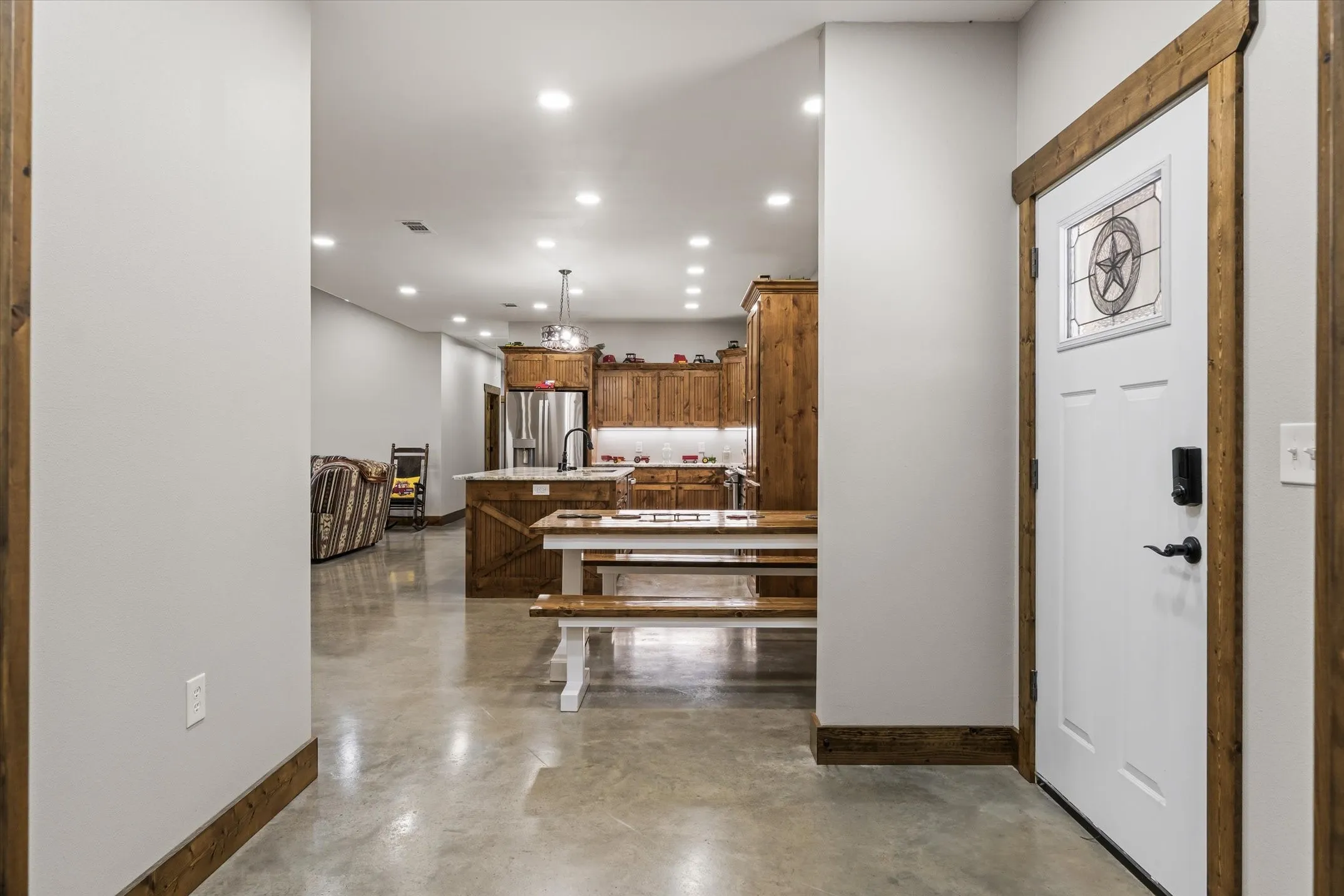 Single Family Residence For Sale in Van Zandt County , 182 VZ County Road 1228, Canton, Texas 75103, 5 Bedroom, 3 Bathroom, Garage spaces, 2,528 Sqft, built in 2022, mls#21321165, Real Estate Agent in Canton, Homes For Sale in Van Zandt county, Homes For Sale in Canton, Realtor in Canton Texas, Real Estate Brokerage Independent Realty Texas, Luminita Cordes Realtor