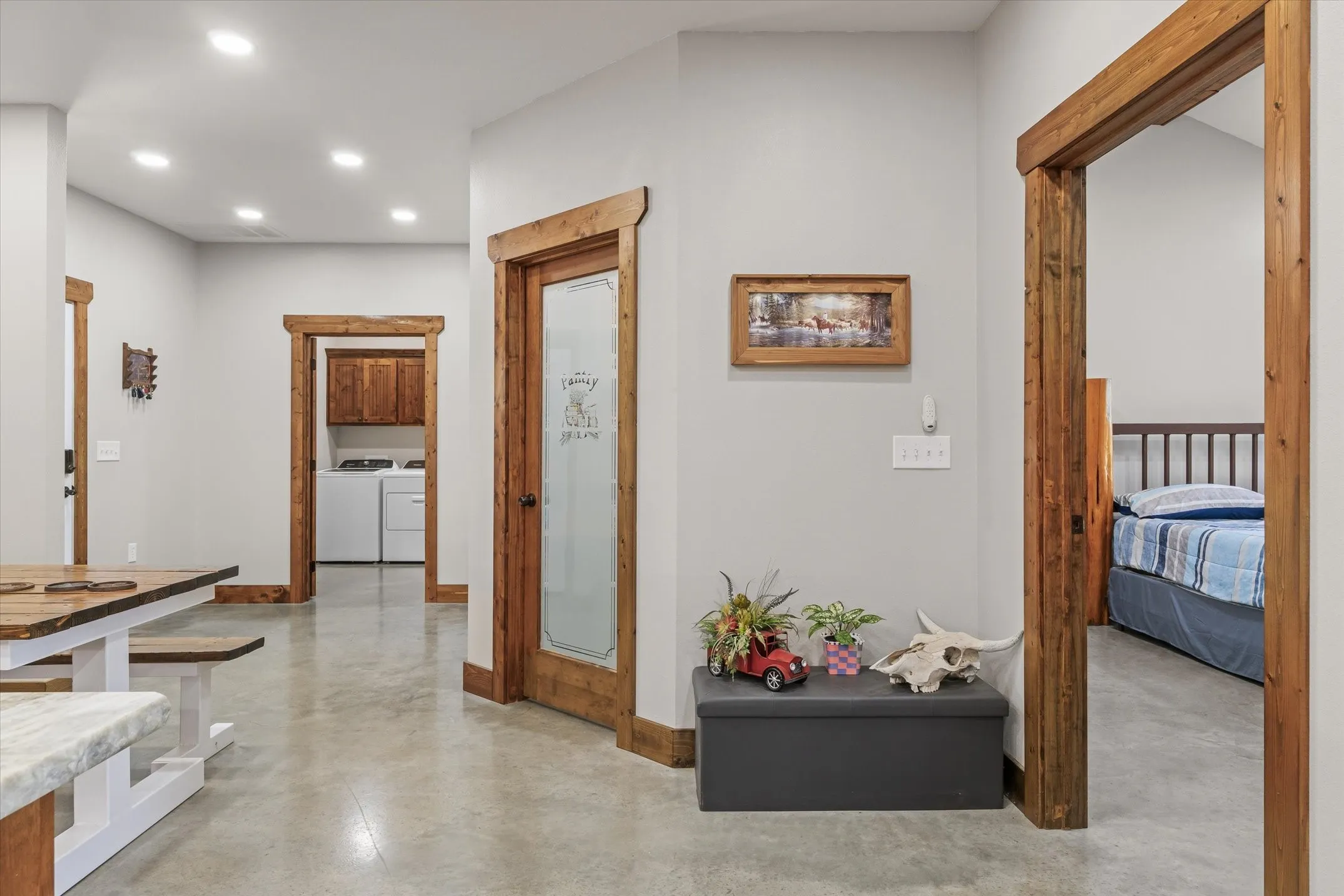 Single Family Residence For Sale in Van Zandt County , 182 VZ County Road 1228, Canton, Texas 75103, 5 Bedroom, 3 Bathroom, Garage spaces, 2,528 Sqft, built in 2022, mls#21321165, Real Estate Agent in Canton, Homes For Sale in Van Zandt county, Homes For Sale in Canton, Realtor in Canton Texas, Real Estate Brokerage Independent Realty Texas, Luminita Cordes Realtor