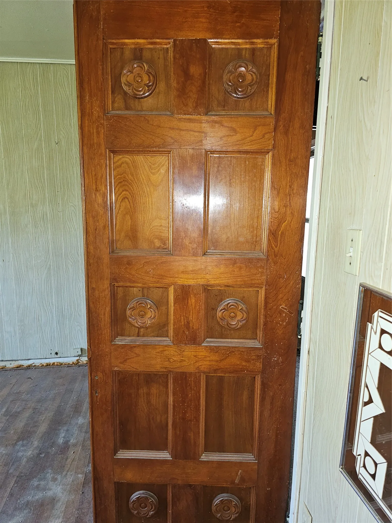 Single Family Residence For Sale in Limestone County , 310 W Milam Street, Mexia, Texas 76667, 4 Bedroom, 4 Bathroom, Garage spaces, 2,443 Sqft, built in 1974, mls#21320168, Real Estate Agent in Mexia, Homes For Sale in Limestone county, Homes For Sale in Mexia, Realtor in Mexia Texas, Real Estate Brokerage Independent Realty Texas, Luminita Cordes Realtor
