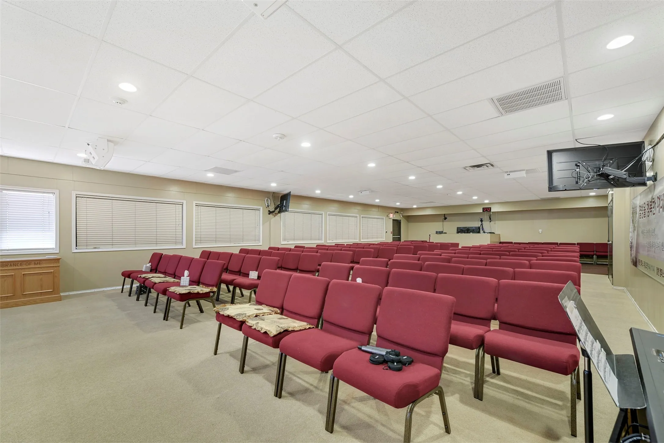 Office For Sale in Dallas County , 1410 N Mac Arthur Drive, Carrollton, Texas 75006, 0, 0, Garage spaces, 0 Sqft, built in 1980, Price $1,850,000, mls#21320297, Real Estate Agent in Carrollton, Homes For Sale in Dallas county, Homes For Sale in Carrollton, Realtor in Carrollton Texas, Real Estate Brokerage Independent Realty Texas, Luminita Cordes Realtor