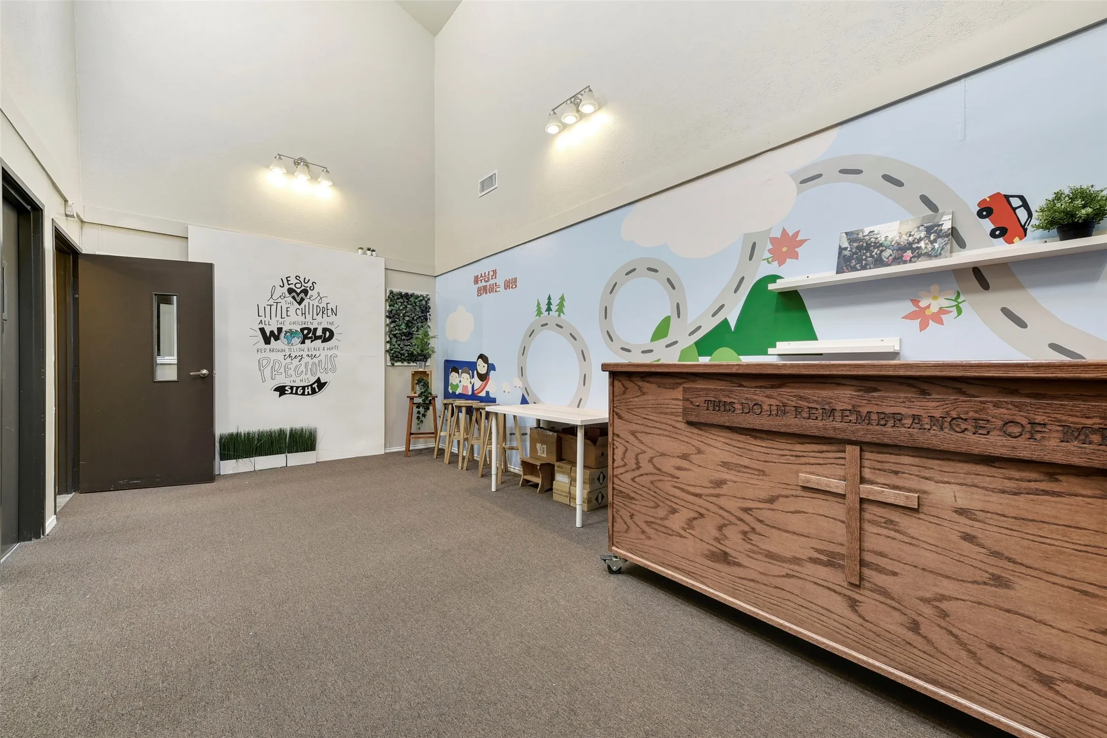 Office For Sale in Dallas County , 1410 N Mac Arthur Drive, Carrollton, Texas 75006, 0, 0, Garage spaces, 0 Sqft, built in 1980, Price $1,850,000, mls#21320297, Real Estate Agent in Carrollton, Homes For Sale in Dallas county, Homes For Sale in Carrollton, Realtor in Carrollton Texas, Real Estate Brokerage Independent Realty Texas, Luminita Cordes Realtor