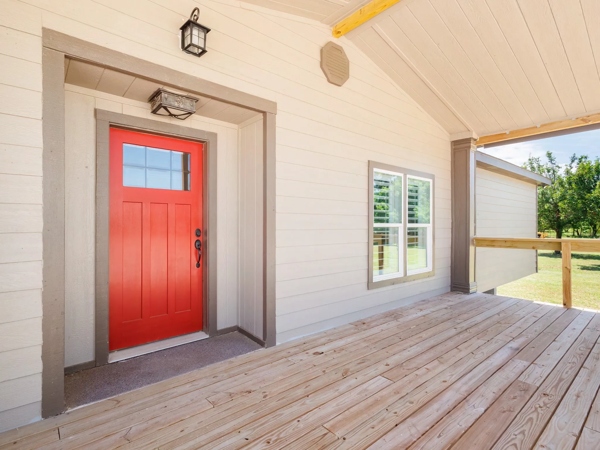 Mobile Home For Sale in Brown County , 105 Boyett Drive, Brownwood, Texas 76801, 4 Bedrooms, 2 Bathrooms, Garage spaces, 2,624 Sqft, built in 2016, Price $415,000, mls#21319324, Real Estate Agent in Brownwood, Homes For Sale in Brown county, Homes For Sale in Brownwood, Realtor in Brownwood Texas, Real Estate Brokerage Independent Realty Texas, Luminita Cordes Realtor