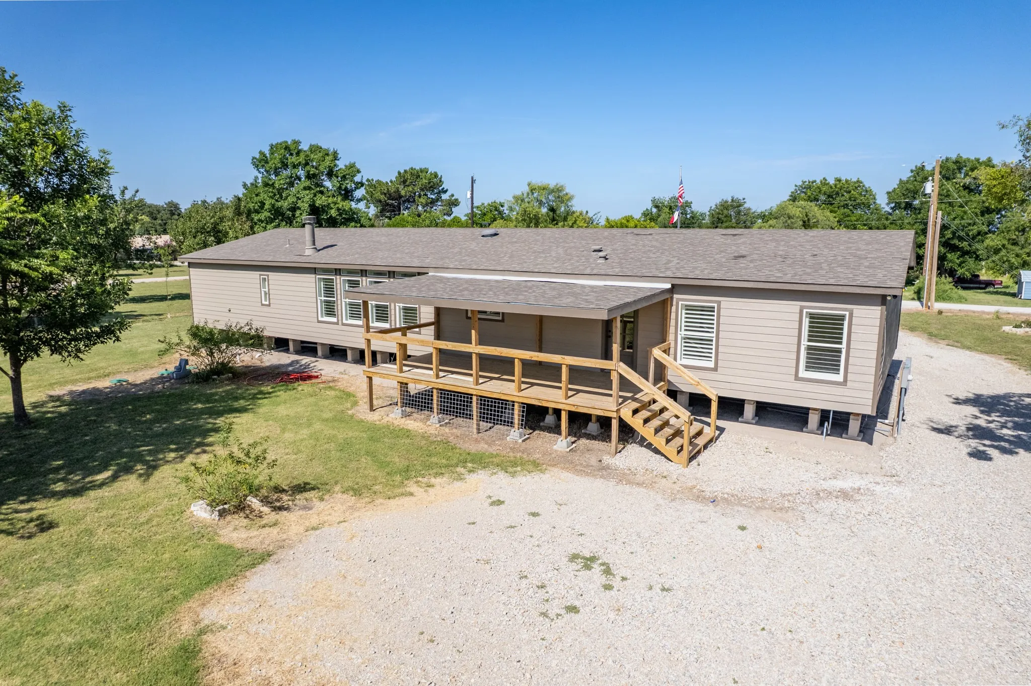 Mobile Home For Sale in Brown County , 105 Boyett Drive, Brownwood, Texas 76801, 4 Bedrooms, 2 Bathrooms, Garage spaces, 2,624 Sqft, built in 2016, Price $415,000, mls#21319324, Real Estate Agent in Brownwood, Homes For Sale in Brown county, Homes For Sale in Brownwood, Realtor in Brownwood Texas, Real Estate Brokerage Independent Realty Texas, Luminita Cordes Realtor