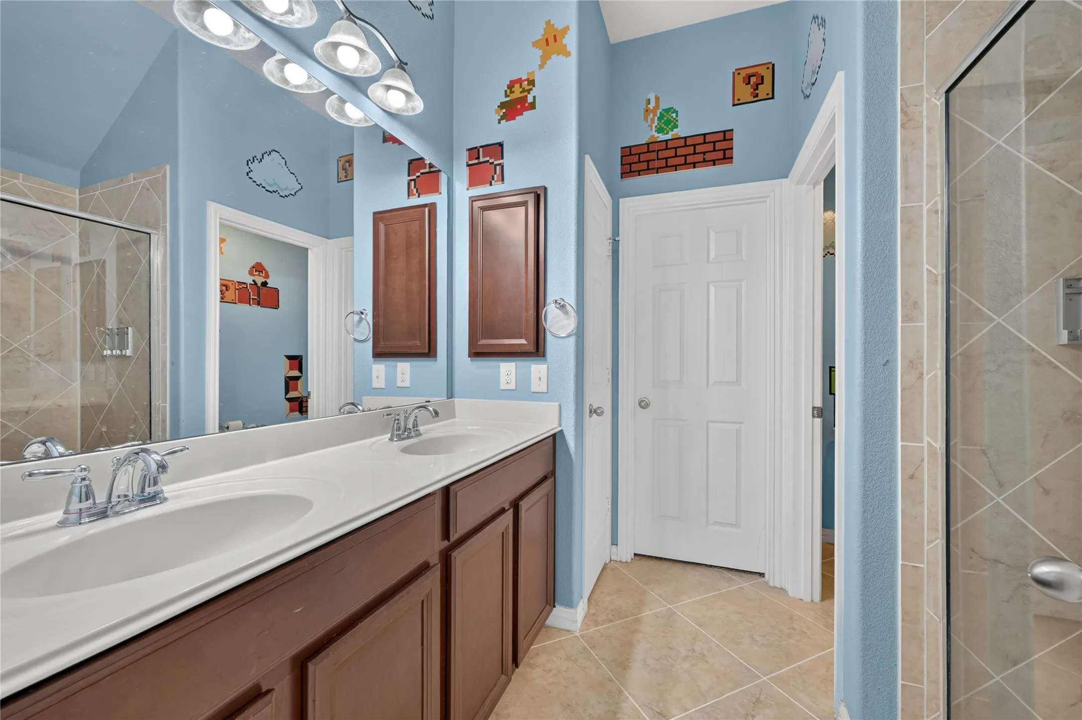 Single Family Residence For Sale in Denton County , 1049 Chickasaw Drive, Carrollton, Texas 75010, 5 Bedroom, 4 Bathroom, 2 Garage spaces, 3,477 Sqft, built in 2011, mls#21321175, Real Estate Agent in Carrollton, Homes For Sale in Denton county, Homes For Sale in Carrollton, Realtor in Carrollton Texas, Real Estate Brokerage Independent Realty Texas, Luminita Cordes Realtor