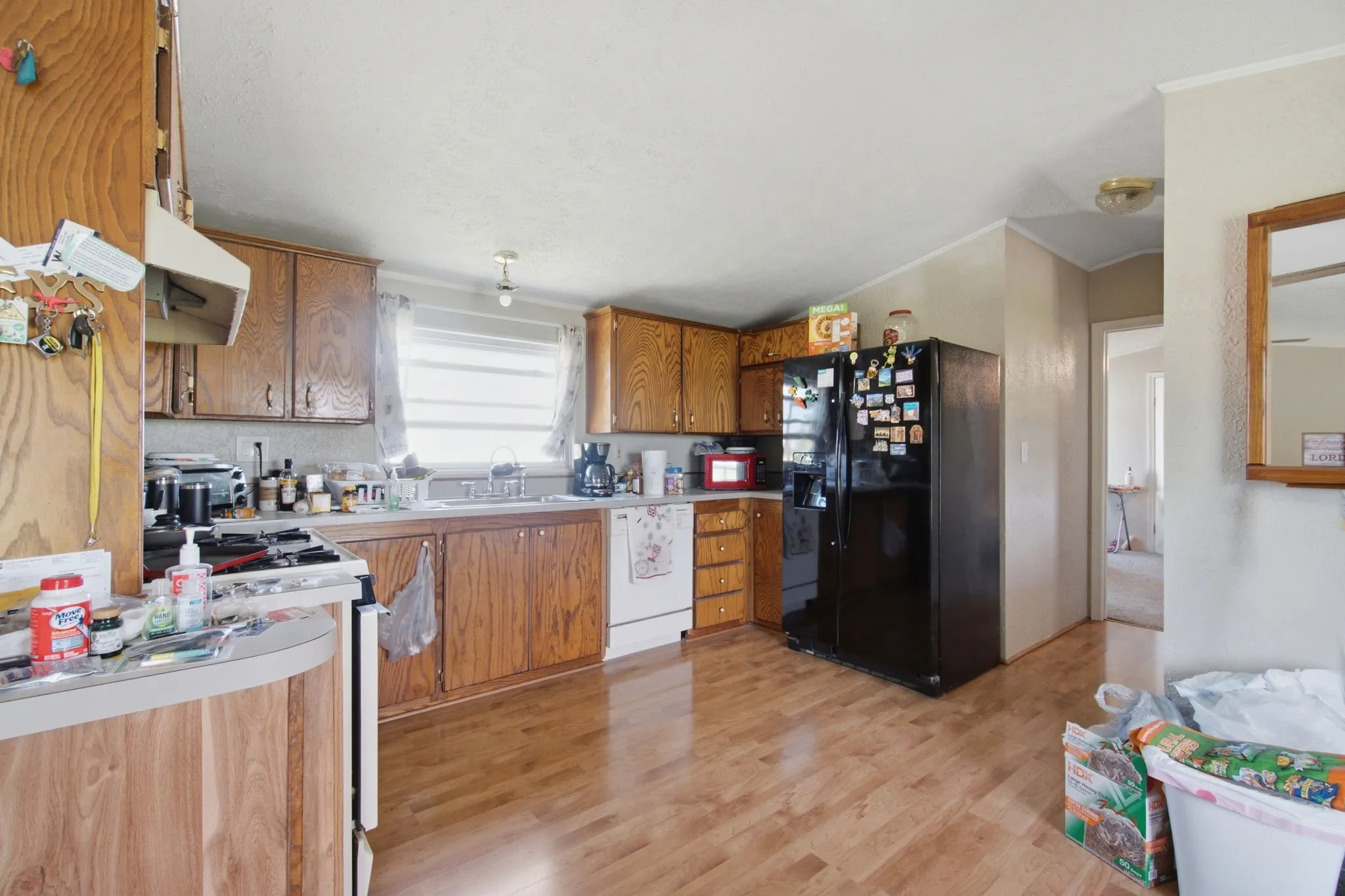 Manufactured Home For Sale in Jones County , 2047 Private Road 379, Hawley, Texas 79525, 3 Bedroom, 2 Bathroom, Garage spaces, 1,152 Sqft, built in 1995, mls#21318146, Real Estate Agent in Hawley, Homes For Sale in Jones county, Homes For Sale in Hawley, Realtor in Hawley Texas, Real Estate Brokerage Independent Realty Texas, Luminita Cordes Realtor