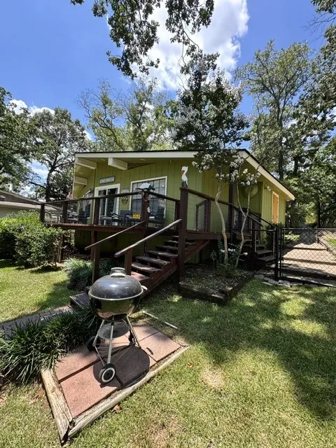 Single Family Residence For Sale in Henderson County , 22019 Brierwood Drive, Frankston, Texas 75763, 3 Bedroom, 2 Bathroom, Garage spaces, 1,056 Sqft, built in 1985, mls#21319812, Real Estate Agent in Frankston, Homes For Sale in Henderson county, Homes For Sale in Frankston, Realtor in Frankston Texas, Real Estate Brokerage Independent Realty Texas, Luminita Cordes Realtor