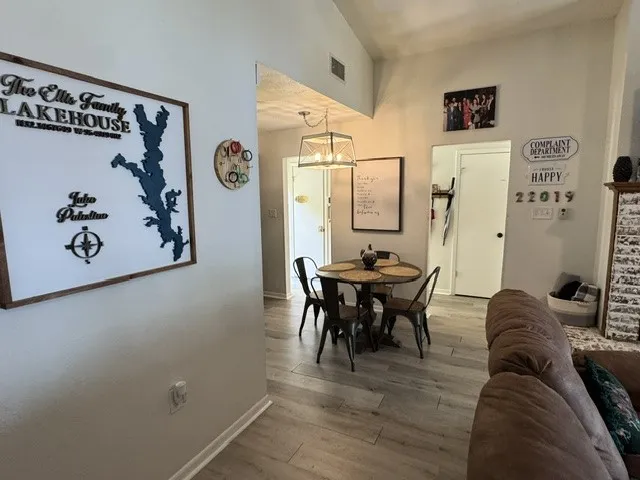 Single Family Residence For Sale in Henderson County , 22019 Brierwood Drive, Frankston, Texas 75763, 3 Bedroom, 2 Bathroom, Garage spaces, 1,056 Sqft, built in 1985, mls#21319812, Real Estate Agent in Frankston, Homes For Sale in Henderson county, Homes For Sale in Frankston, Realtor in Frankston Texas, Real Estate Brokerage Independent Realty Texas, Luminita Cordes Realtor
