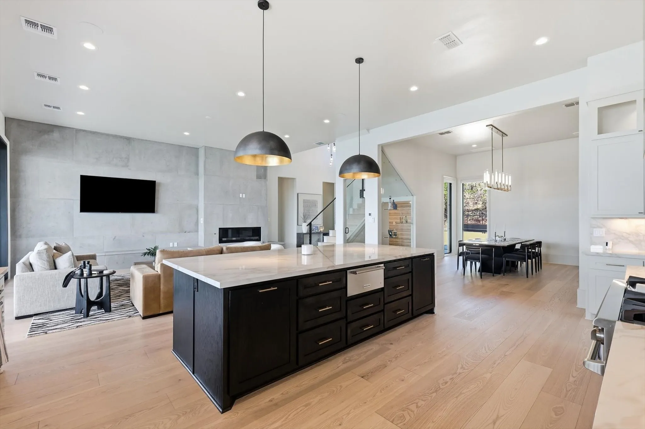 Single Family Residence For Sale in Palo Pinto County , 2449 Upper Burma Road, Possum Kingdom Lake, Texas 76449, 4 Bedroom, 5 Bathroom, 2 Garage spaces, 4,713 Sqft, built in 2022, mls#21319086, Real Estate Agent in Possum Kingdom Lake, Homes For Sale in Palo Pinto county, Homes For Sale in Possum Kingdom Lake, Realtor in Possum Kingdom Lake Texas, Real Estate Brokerage Independent Realty Texas, Luminita Cordes Realtor