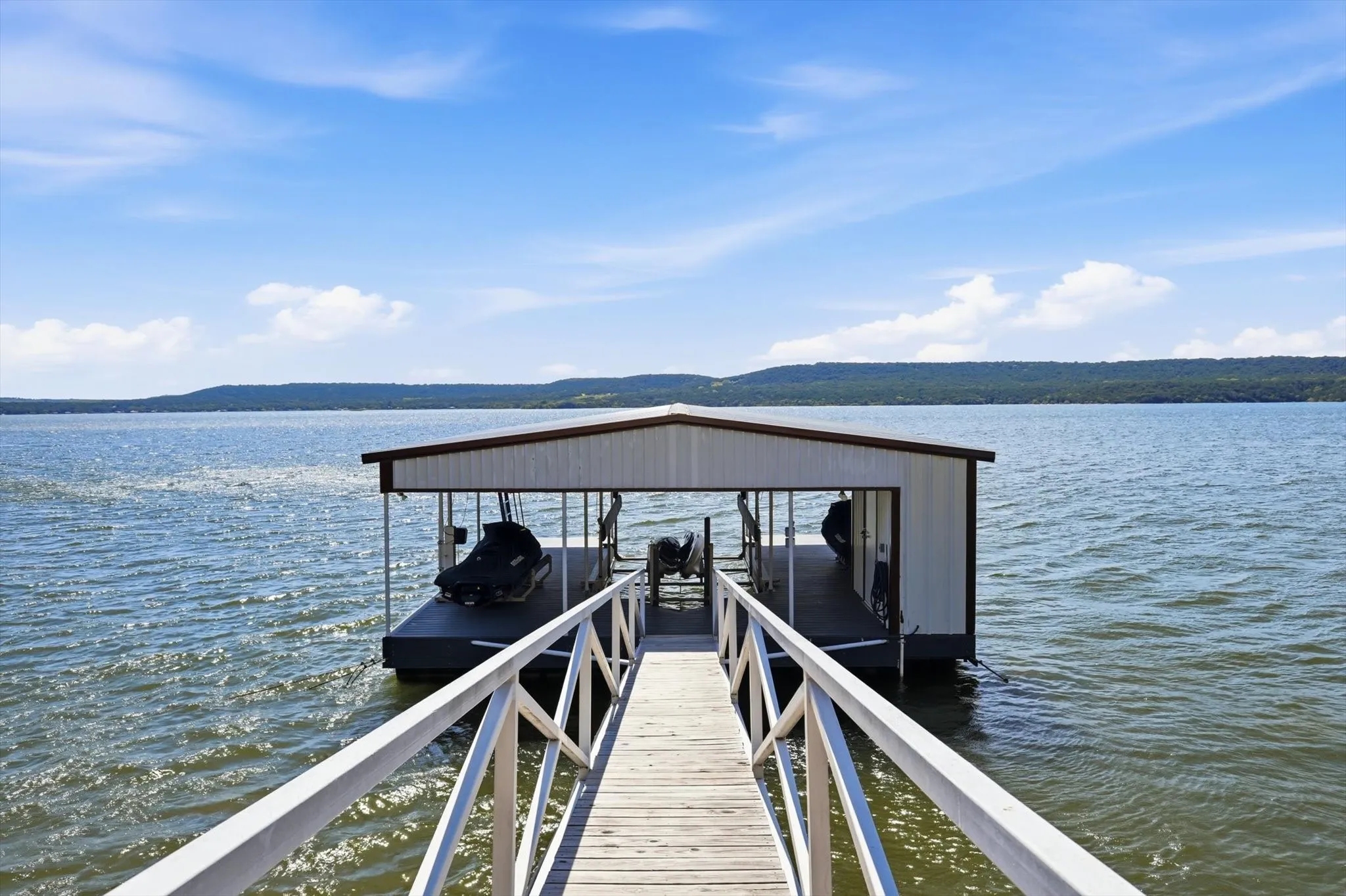 Single Family Residence For Sale in Palo Pinto County , 2449 Upper Burma Road, Possum Kingdom Lake, Texas 76449, 4 Bedroom, 5 Bathroom, 2 Garage spaces, 4,713 Sqft, built in 2022, mls#21319086, Real Estate Agent in Possum Kingdom Lake, Homes For Sale in Palo Pinto county, Homes For Sale in Possum Kingdom Lake, Realtor in Possum Kingdom Lake Texas, Real Estate Brokerage Independent Realty Texas, Luminita Cordes Realtor
