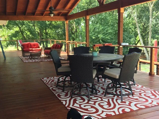 Furniture shows the size of the huge deck