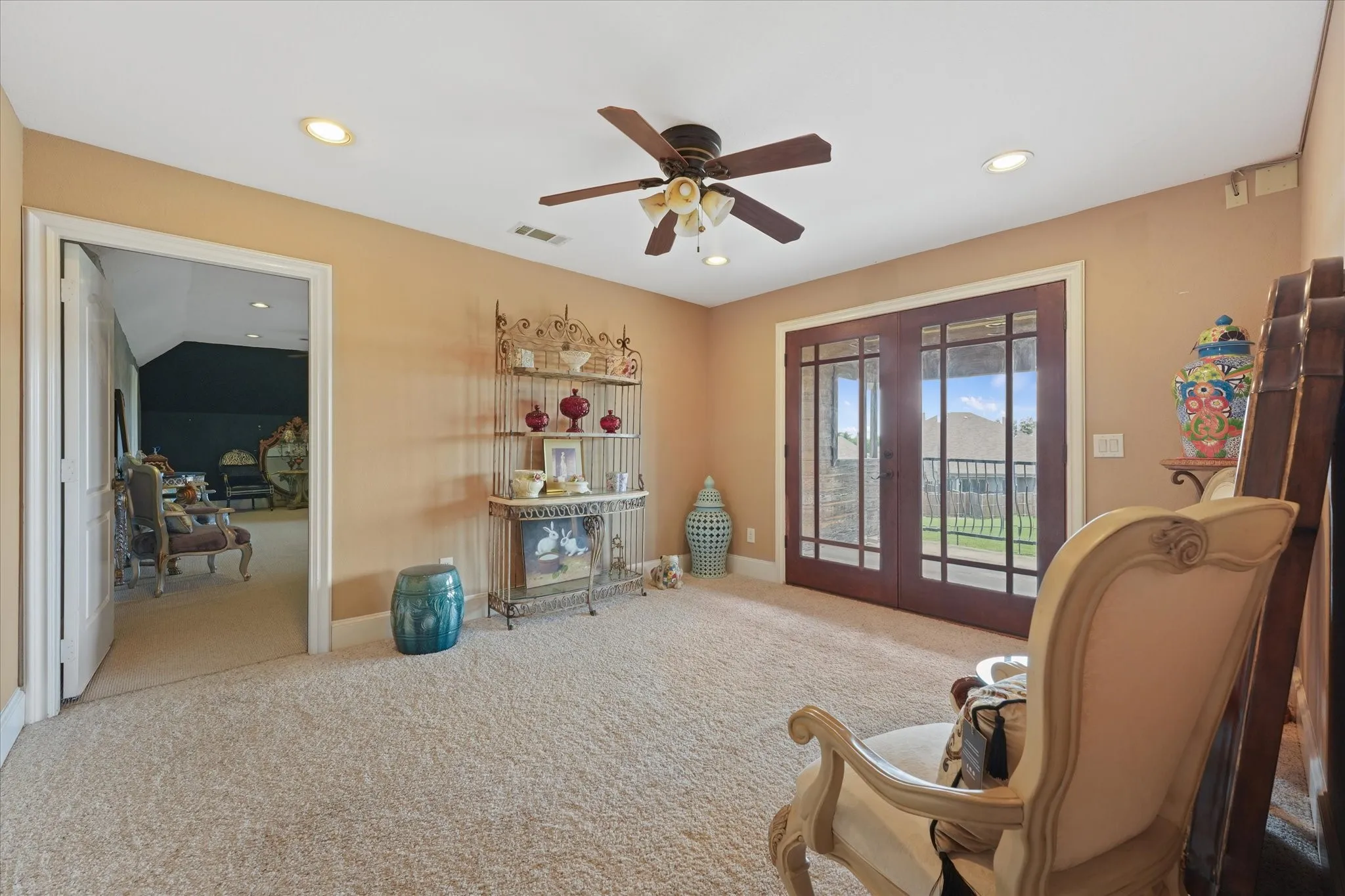 Single Family Residence For Sale in Collin County , 9770 County Road 483, Lavon, Texas 75166, 5 Bedroom, 6 Bathroom, 1 Garage spaces, 5,065 Sqft, built in 2007, mls#21301672, Real Estate Agent in Lavon, Homes For Sale in Collin county, Homes For Sale in Lavon, Realtor in Lavon Texas, Real Estate Brokerage Independent Realty Texas, Luminita Cordes Realtor
