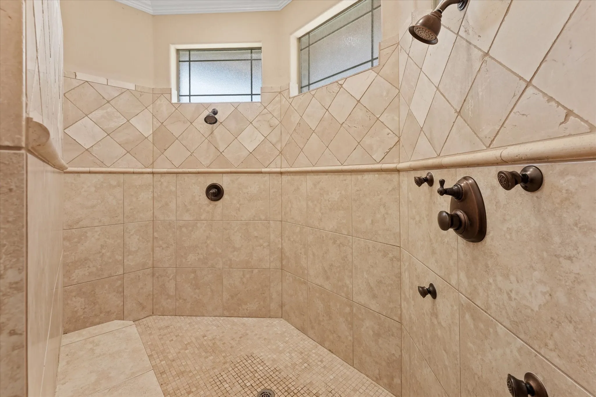 Single Family Residence For Sale in Collin County , 9770 County Road 483, Lavon, Texas 75166, 5 Bedroom, 6 Bathroom, 1 Garage spaces, 5,065 Sqft, built in 2007, mls#21301672, Real Estate Agent in Lavon, Homes For Sale in Collin county, Homes For Sale in Lavon, Realtor in Lavon Texas, Real Estate Brokerage Independent Realty Texas, Luminita Cordes Realtor