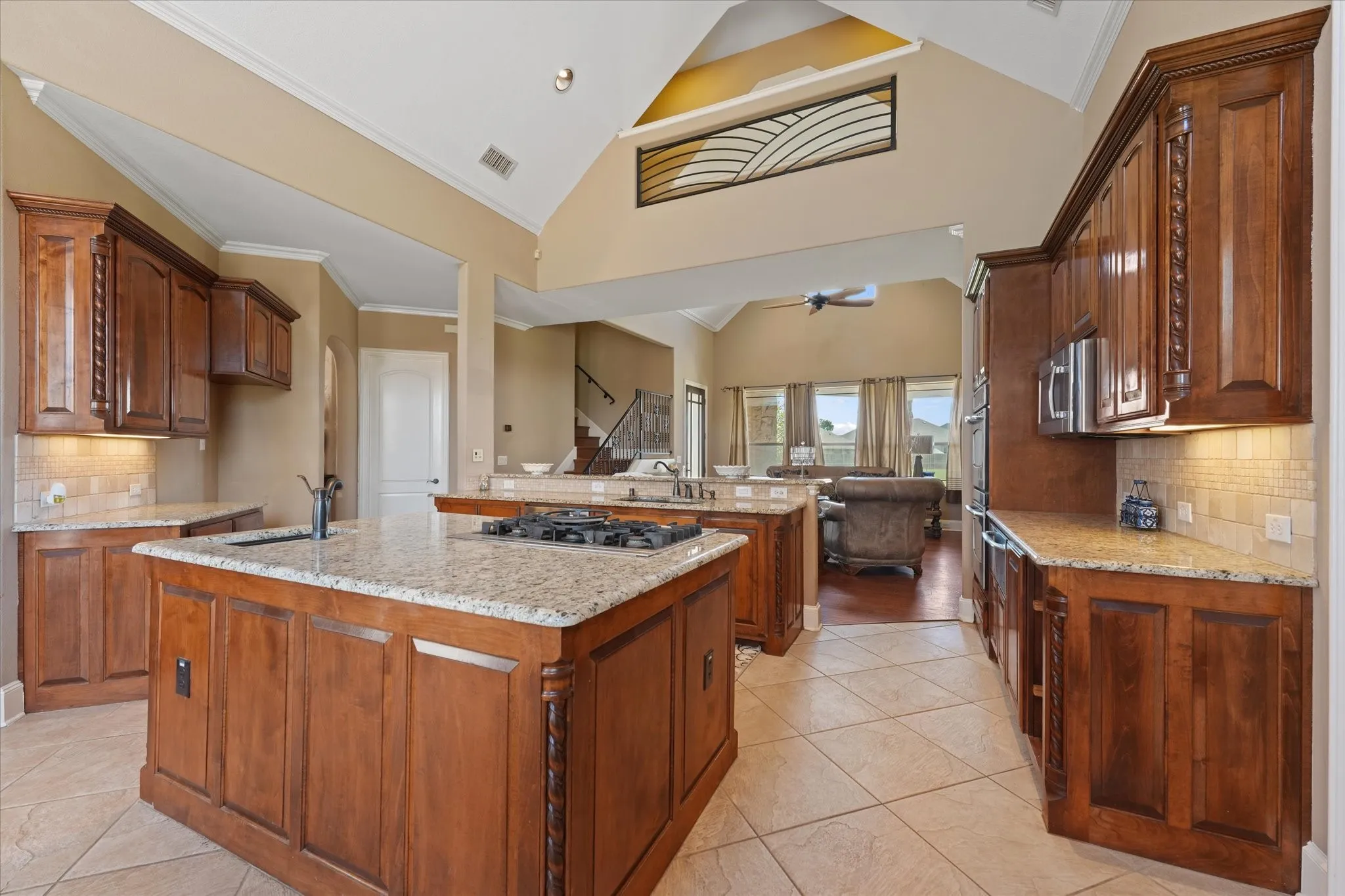Single Family Residence For Sale in Collin County , 9770 County Road 483, Lavon, Texas 75166, 5 Bedroom, 6 Bathroom, 1 Garage spaces, 5,065 Sqft, built in 2007, mls#21301672, Real Estate Agent in Lavon, Homes For Sale in Collin county, Homes For Sale in Lavon, Realtor in Lavon Texas, Real Estate Brokerage Independent Realty Texas, Luminita Cordes Realtor