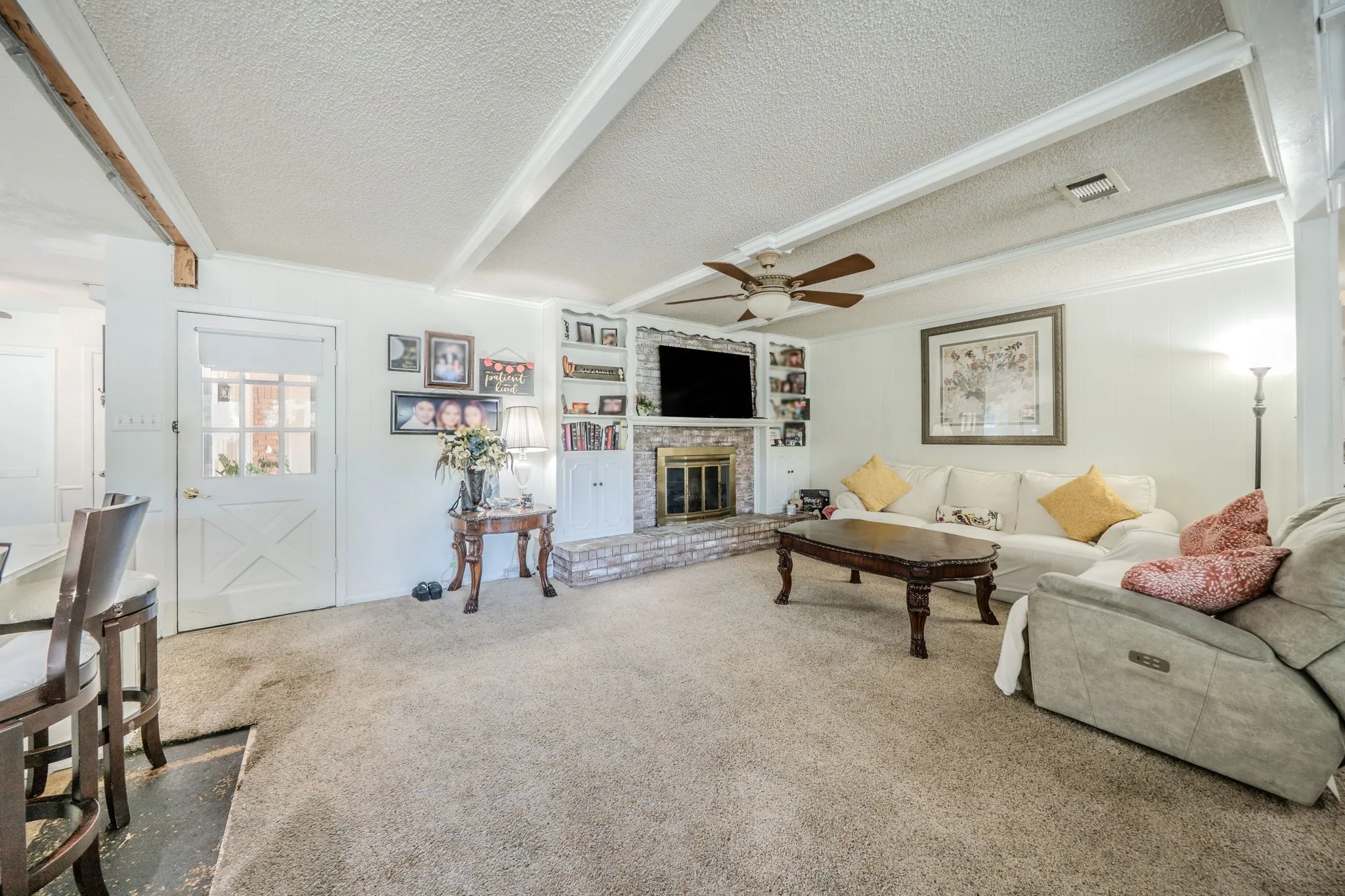 Single Family Residence For Sale in Dallas County , 2233 Westfield Street, Grand Prairie, Texas 75050, 3 Bedroom, 2 Bathroom, 2 Garage spaces, 1,829 Sqft, built in 1967, mls#21321195, Real Estate Agent in Grand Prairie, Homes For Sale in Dallas county, Homes For Sale in Grand Prairie, Realtor in Grand Prairie Texas, Real Estate Brokerage Independent Realty Texas, Luminita Cordes Realtor
