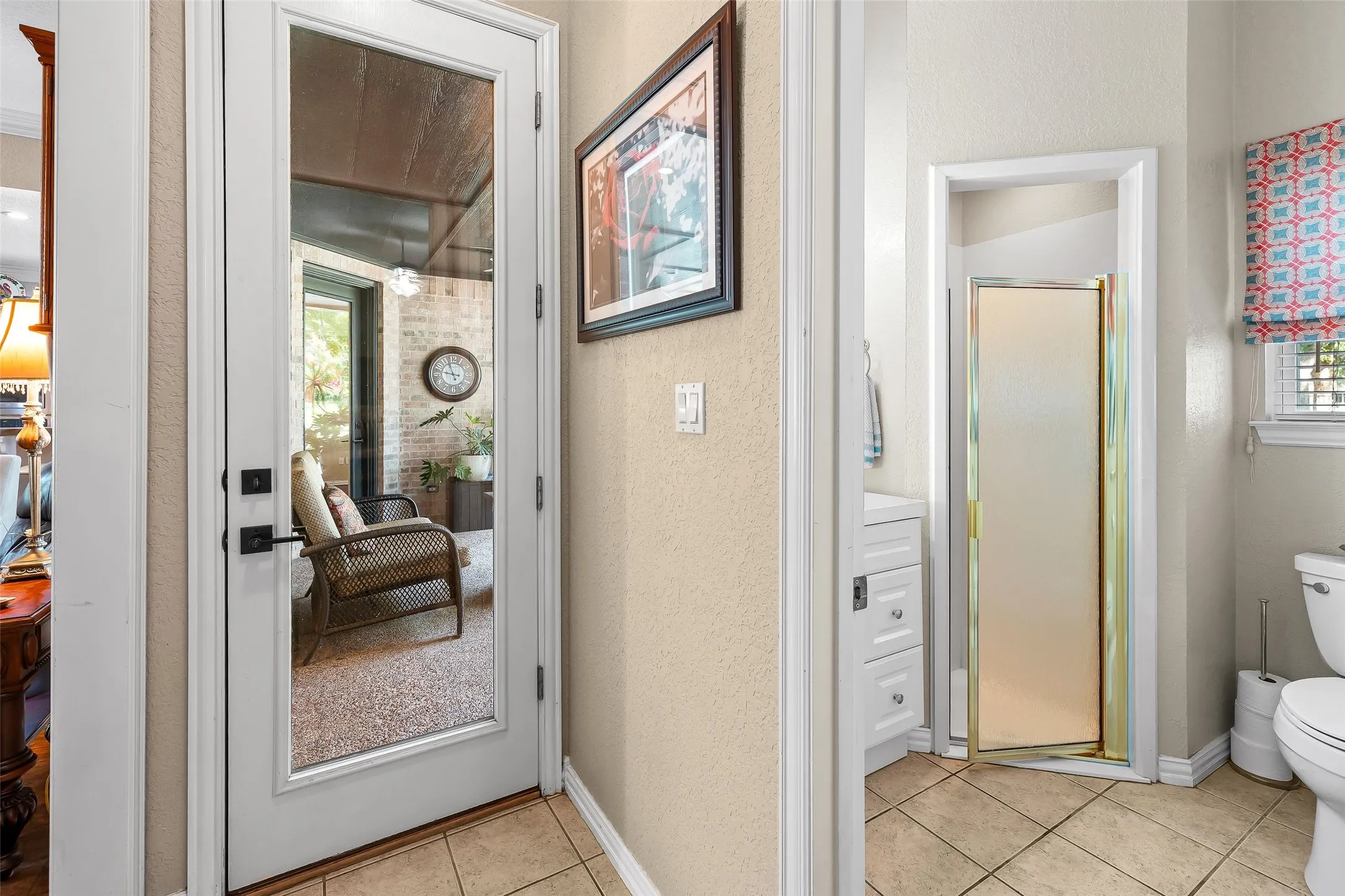 Single Family Residence For Sale in Hood County , 5612 Equestrian Court, Granbury, Texas 76049, 3 Bedroom, 3 Bathroom, 3 Garage spaces, 2,788 Sqft, built in 1998, mls#21319444, Real Estate Agent in Granbury, Homes For Sale in Hood county, Homes For Sale in Granbury, Realtor in Granbury Texas, Real Estate Brokerage Independent Realty Texas, Luminita Cordes Realtor
