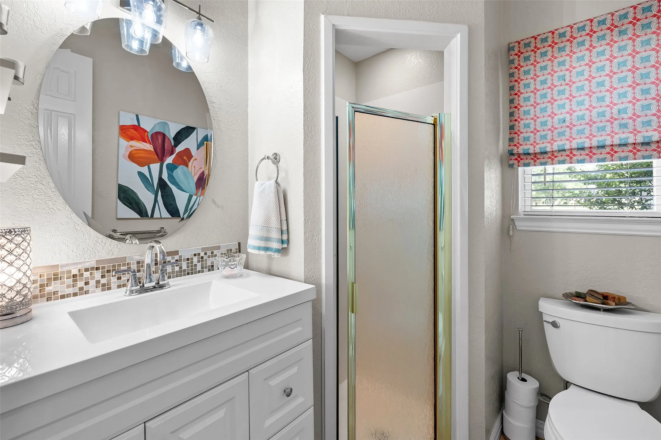Single Family Residence For Sale in Hood County , 5612 Equestrian Court, Granbury, Texas 76049, 3 Bedroom, 3 Bathroom, 3 Garage spaces, 2,788 Sqft, built in 1998, mls#21319444, Real Estate Agent in Granbury, Homes For Sale in Hood county, Homes For Sale in Granbury, Realtor in Granbury Texas, Real Estate Brokerage Independent Realty Texas, Luminita Cordes Realtor