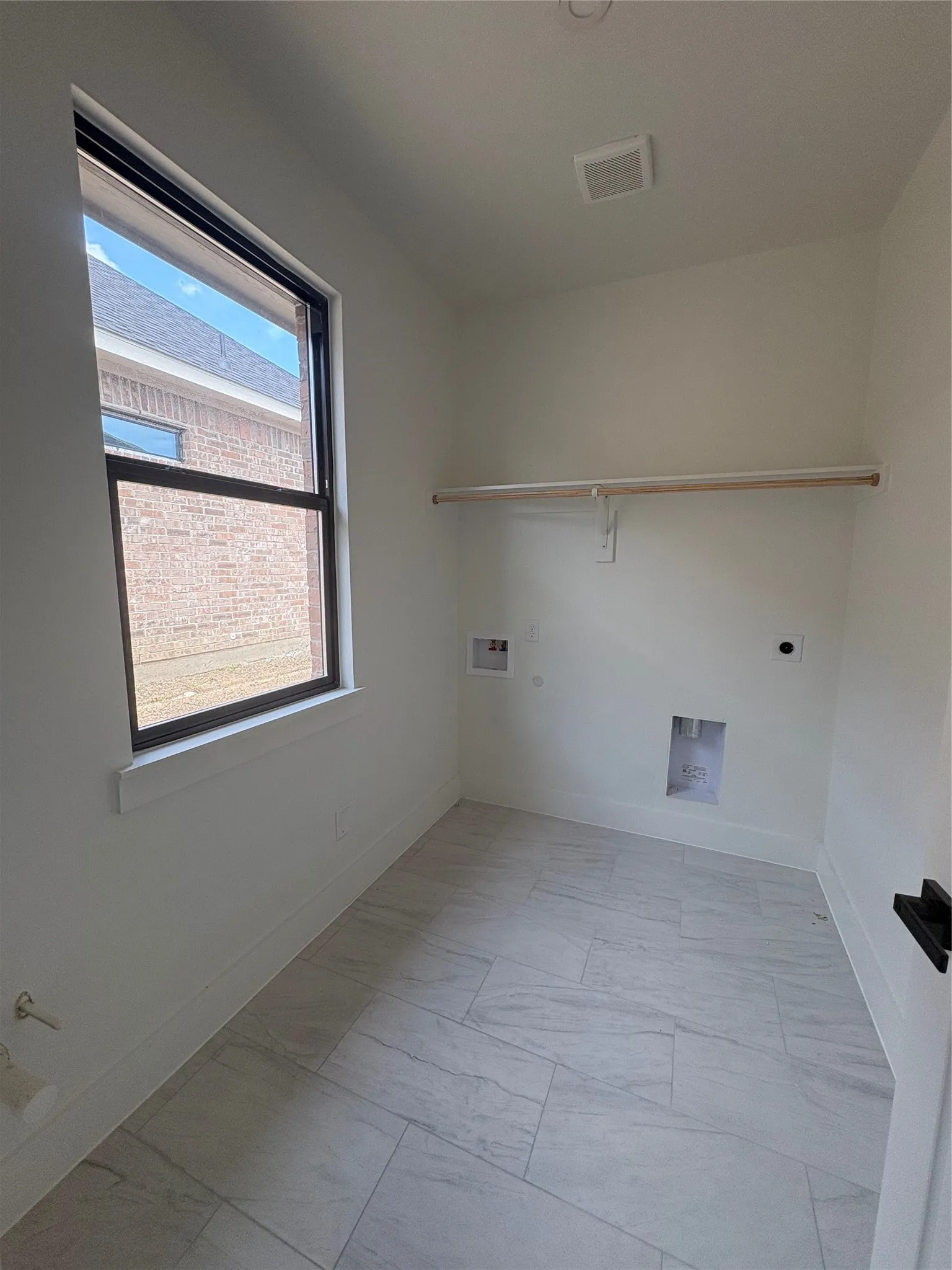 Single Family Residence For Sale in Johnson County , 216 Reliance Road, Godley, Texas 76044, 3 Bedroom, 2 Bathroom, 2 Garage spaces, 1,903 Sqft, built in 2026, mls#21321200, Real Estate Agent in Godley, Homes For Sale in Johnson county, Homes For Sale in Godley, Realtor in Godley Texas, Real Estate Brokerage Independent Realty Texas, Luminita Cordes Realtor