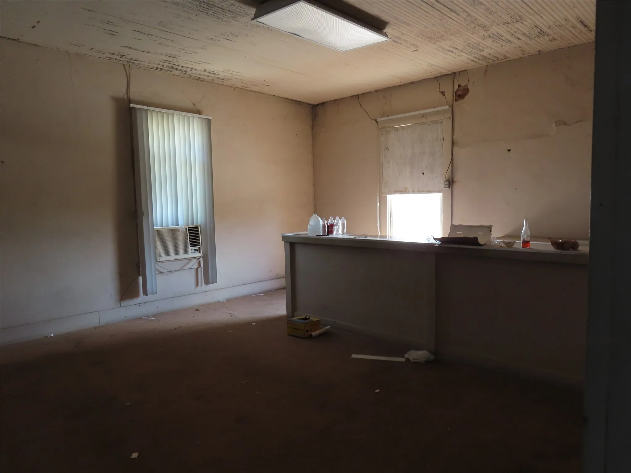 Business For Sale in Kaufman County , 307 N Main Street, Kemp, Texas 75143, 0, 0, Garage spaces, 0 Sqft, built in 1900, mls#21320583, Real Estate Agent in Kemp, Homes For Sale in Kaufman county, Homes For Sale in Kemp, Realtor in Kemp Texas, Real Estate Brokerage Independent Realty Texas, Luminita Cordes Realtor