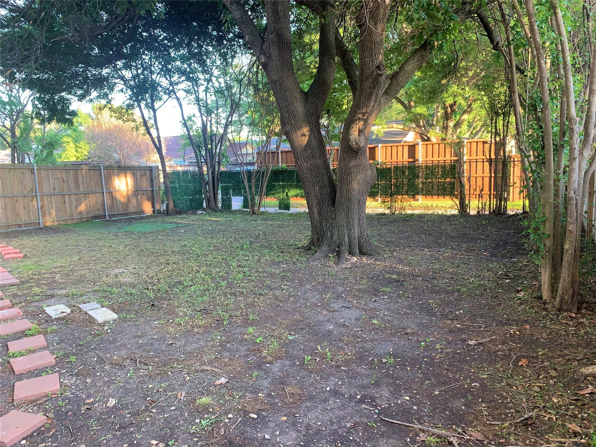 Single Family Residence For Rent in Dallas County , 1804 Windsong Trail, Richardson, Texas 75081, 3 Bedroom, 2 Bathroom, 2 Garage spaces, 1,802 Sqft, built in 1972, mls#21321216, Real Estate Agent in Richardson, Homes For Rent in Dallas county, Homes For Rent in Richardson, Realtor in Richardson Texas, Real Estate Brokerage Independent Realty Texas, Luminita Cordes Realtor