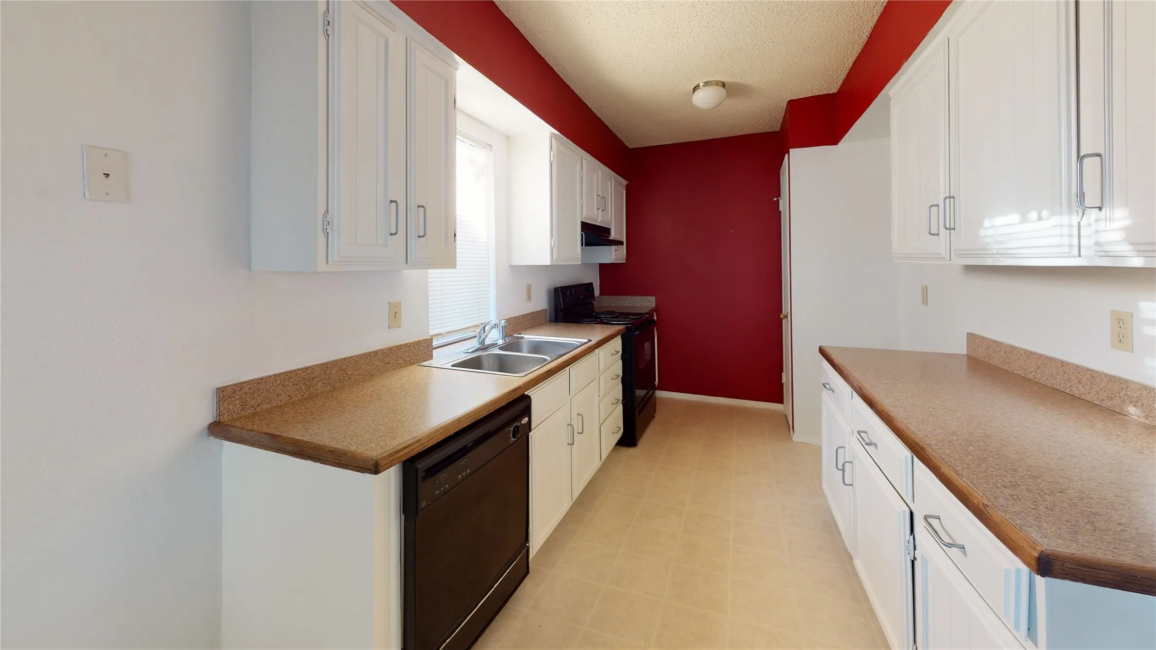 Single Family Residence For Rent in Dallas County , 1804 Windsong Trail, Richardson, Texas 75081, 3 Bedroom, 2 Bathroom, 2 Garage spaces, 1,802 Sqft, built in 1972, mls#21321216, Real Estate Agent in Richardson, Homes For Rent in Dallas county, Homes For Rent in Richardson, Realtor in Richardson Texas, Real Estate Brokerage Independent Realty Texas, Luminita Cordes Realtor