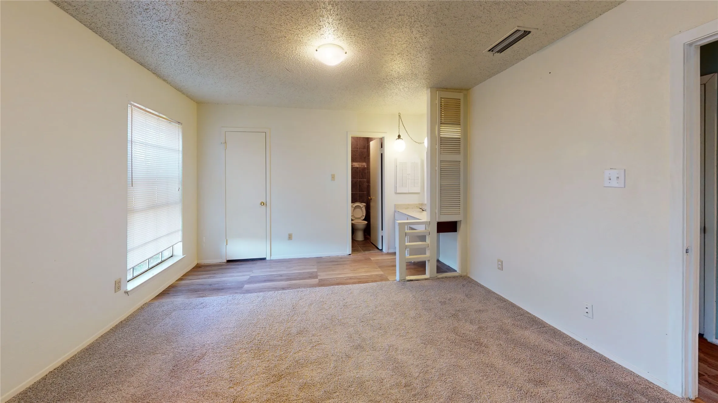 Single Family Residence For Rent in Dallas County , 1804 Windsong Trail, Richardson, Texas 75081, 3 Bedroom, 2 Bathroom, 2 Garage spaces, 1,802 Sqft, built in 1972, mls#21321216, Real Estate Agent in Richardson, Homes For Rent in Dallas county, Homes For Rent in Richardson, Realtor in Richardson Texas, Real Estate Brokerage Independent Realty Texas, Luminita Cordes Realtor