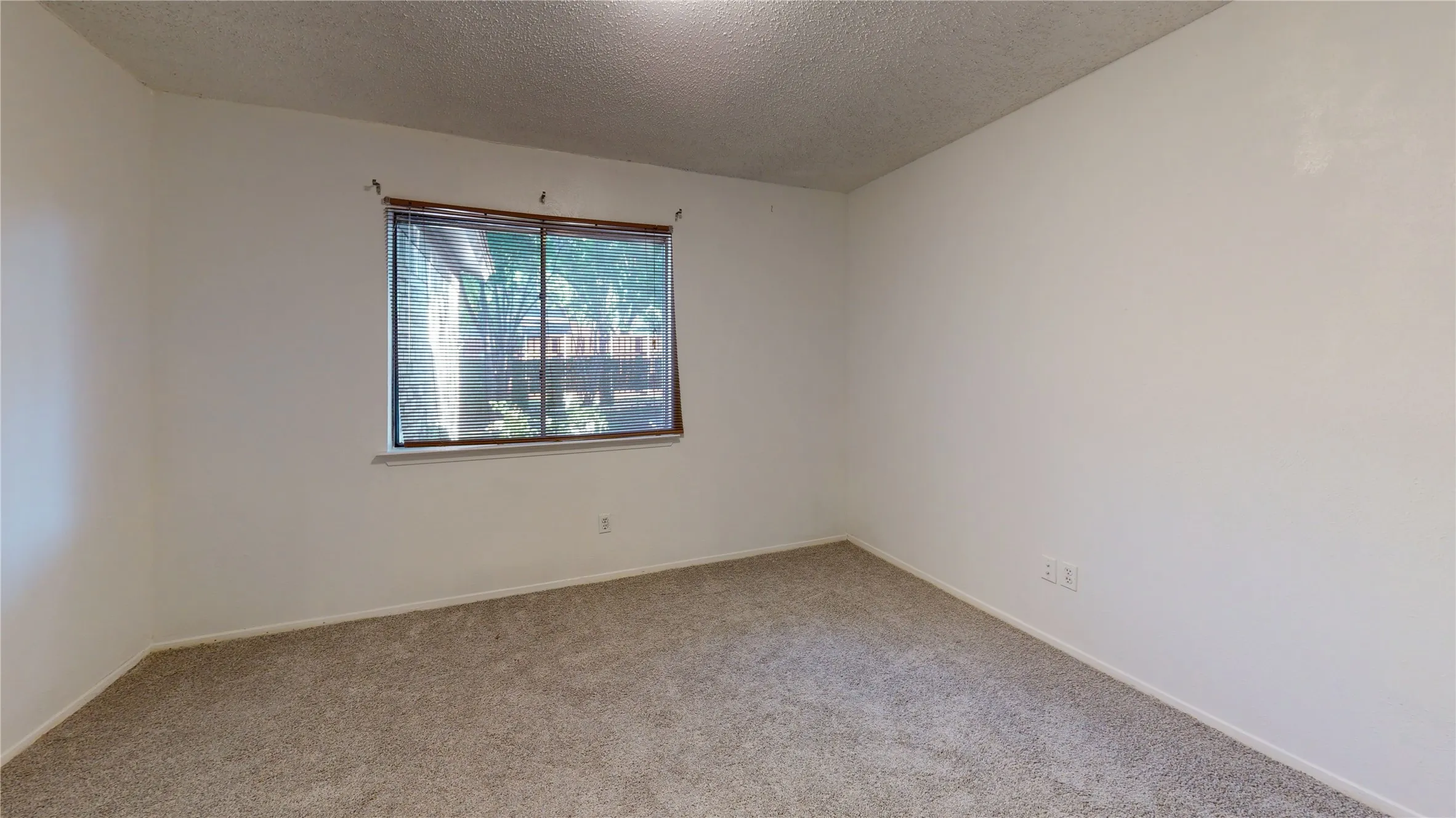 Single Family Residence For Rent in Dallas County , 1804 Windsong Trail, Richardson, Texas 75081, 3 Bedroom, 2 Bathroom, 2 Garage spaces, 1,802 Sqft, built in 1972, mls#21321216, Real Estate Agent in Richardson, Homes For Rent in Dallas county, Homes For Rent in Richardson, Realtor in Richardson Texas, Real Estate Brokerage Independent Realty Texas, Luminita Cordes Realtor